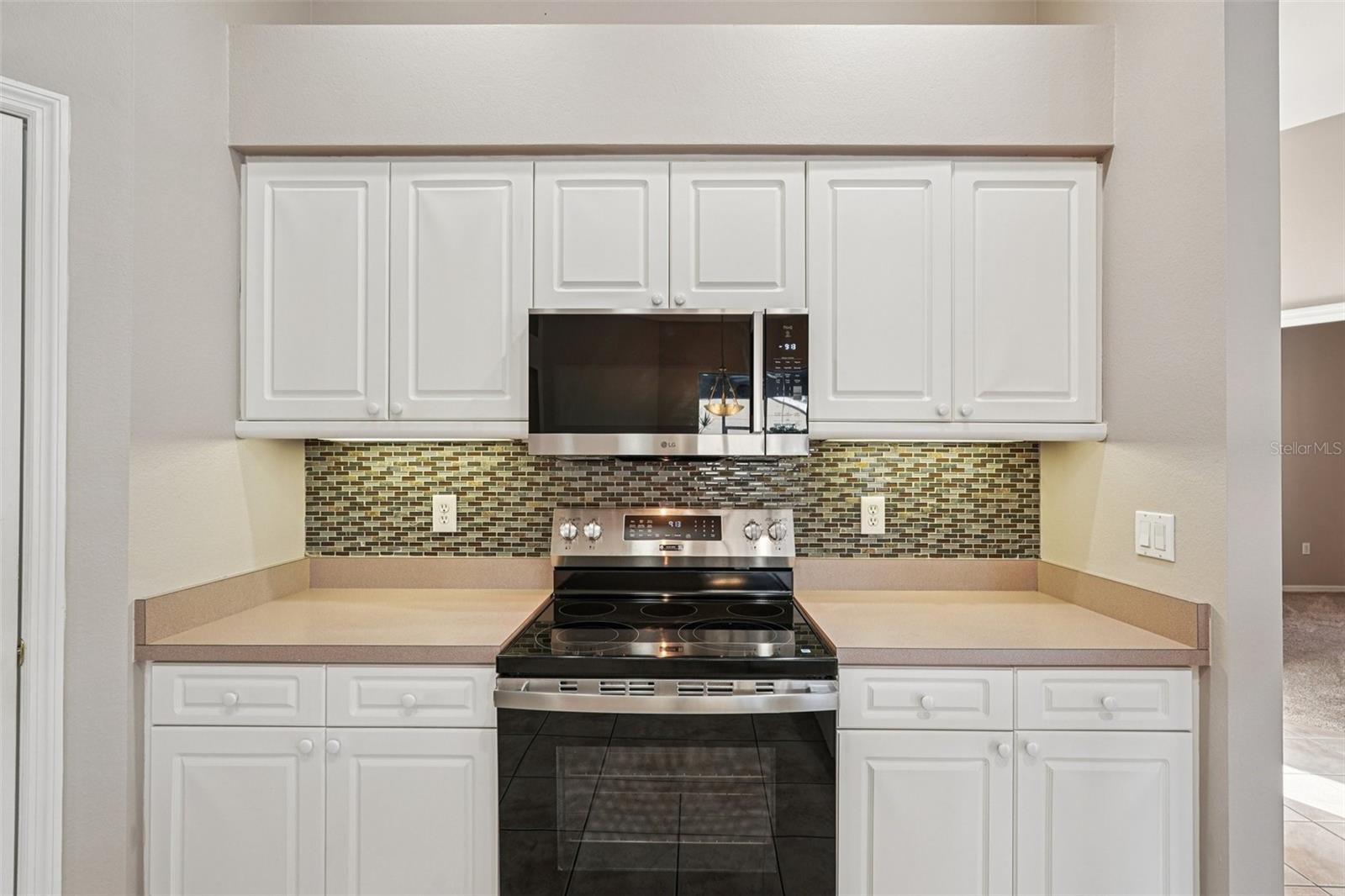 COUNTRY CREEK SUB PH 1 - Residential Lease