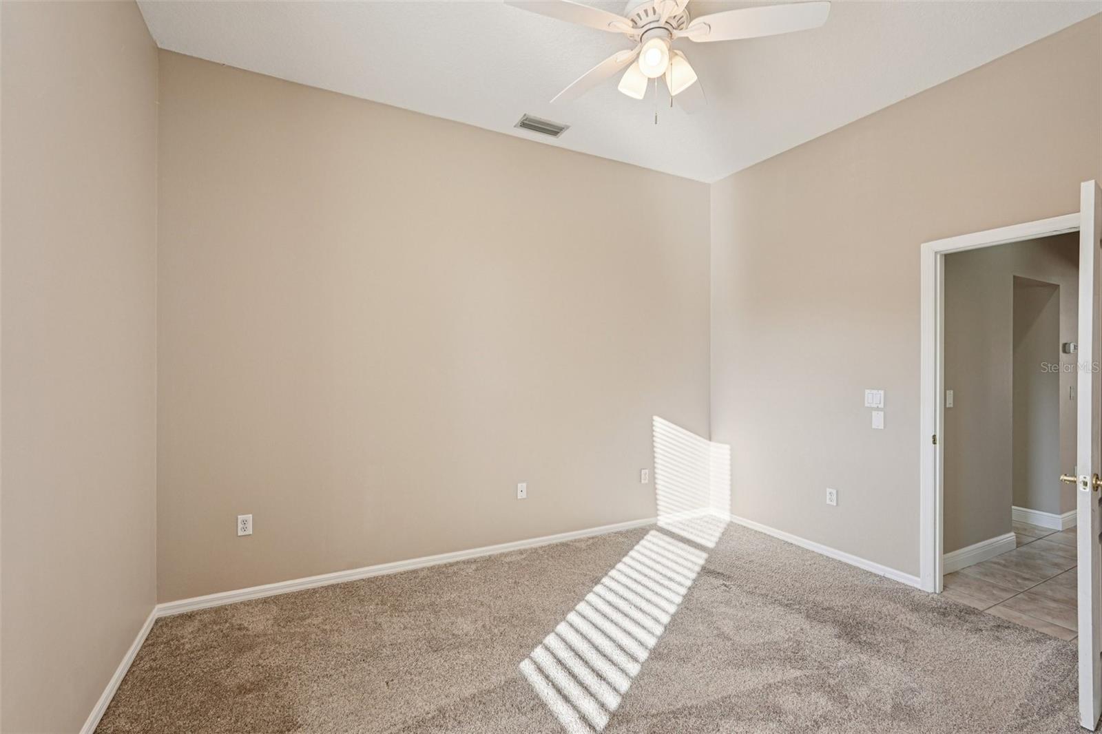 COUNTRY CREEK SUB PH 1 - Residential Lease