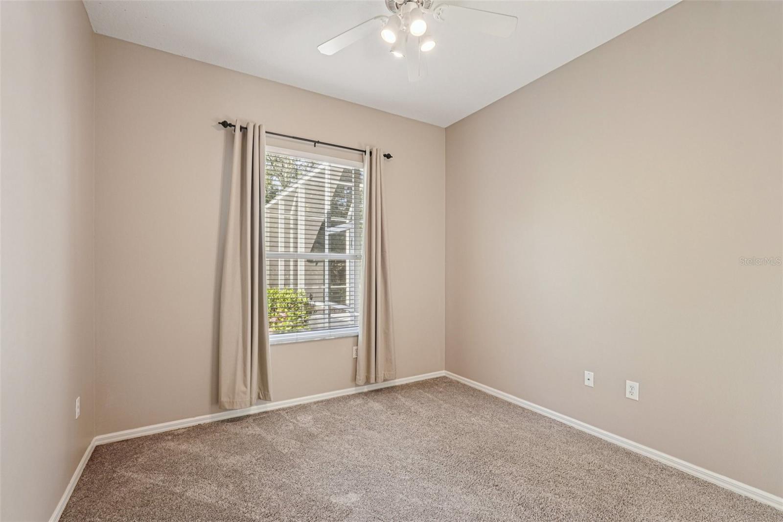 COUNTRY CREEK SUB PH 1 - Residential Lease