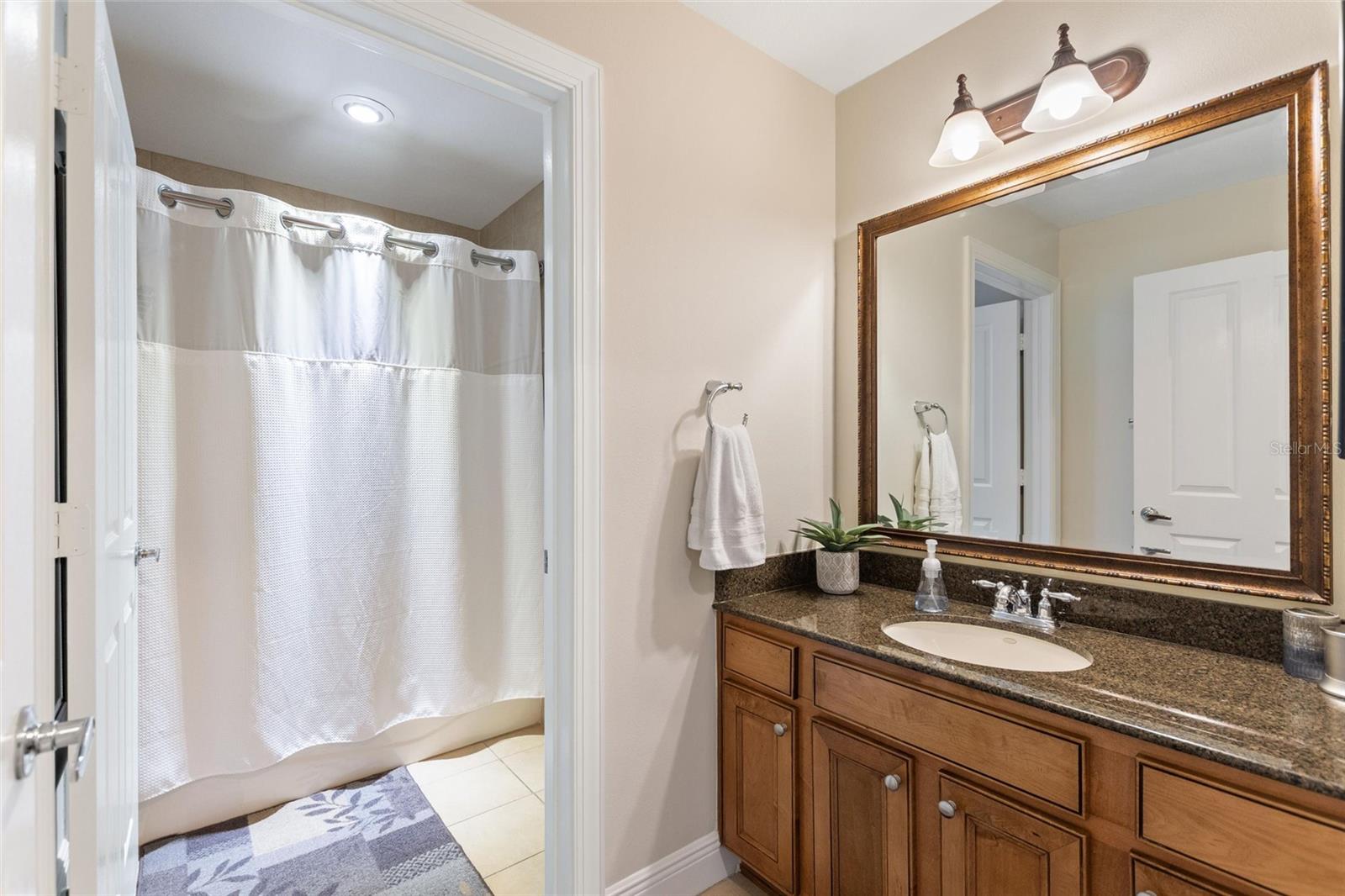 HERITAGE CROSSING CONDO PH 3 - Residential