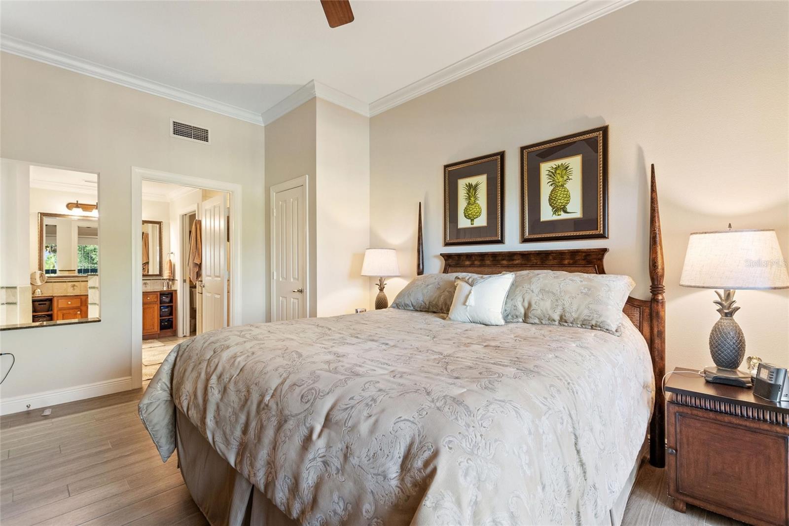 HERITAGE CROSSING CONDO PH 3 - Residential