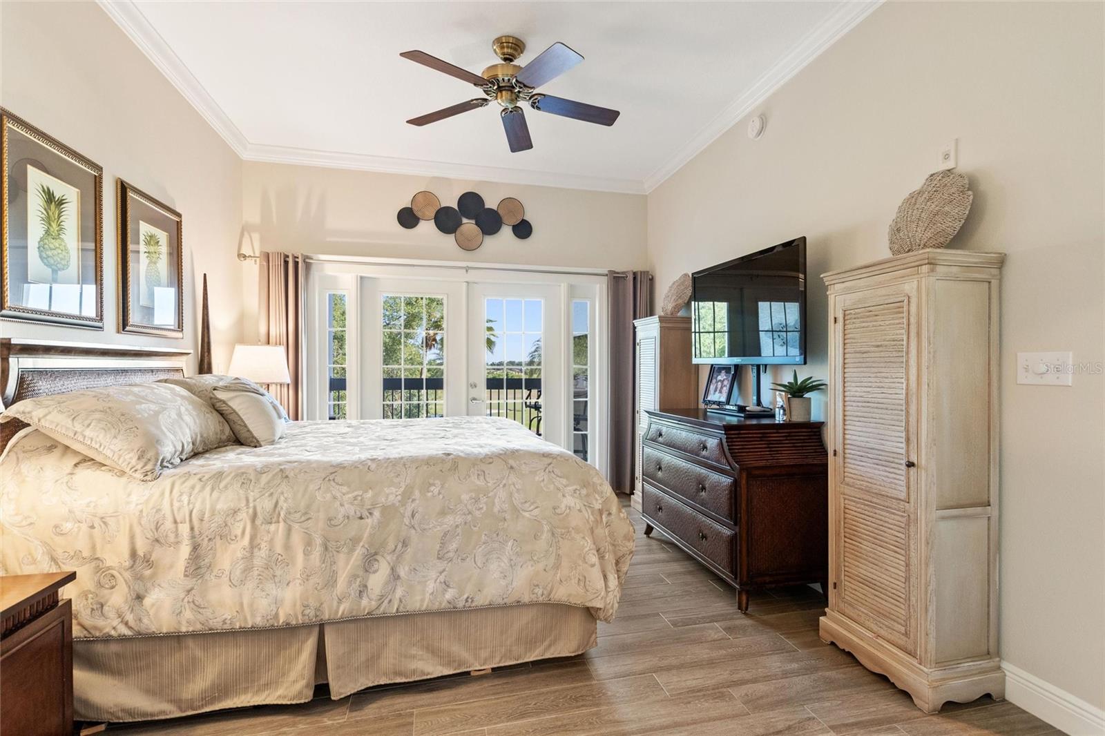 HERITAGE CROSSING CONDO PH 3 - Residential