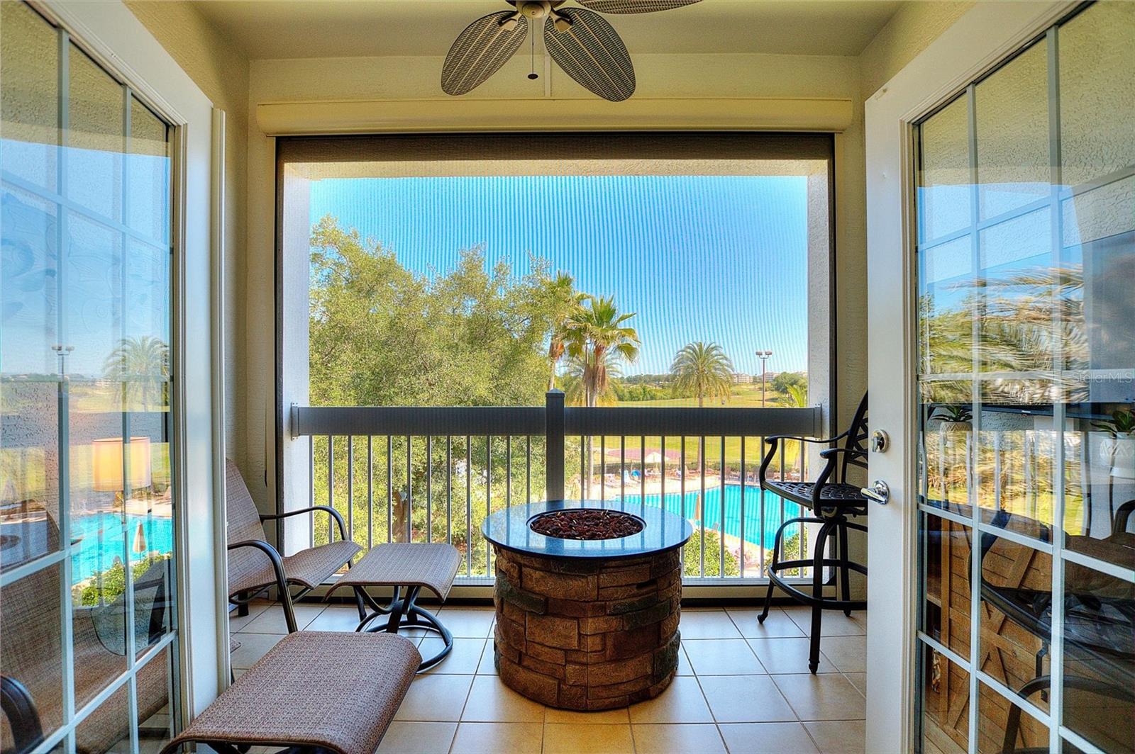 HERITAGE CROSSING CONDO PH 3 - Residential