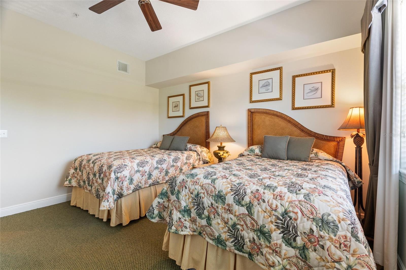 HERITAGE CROSSING CONDO PH 3 - Residential