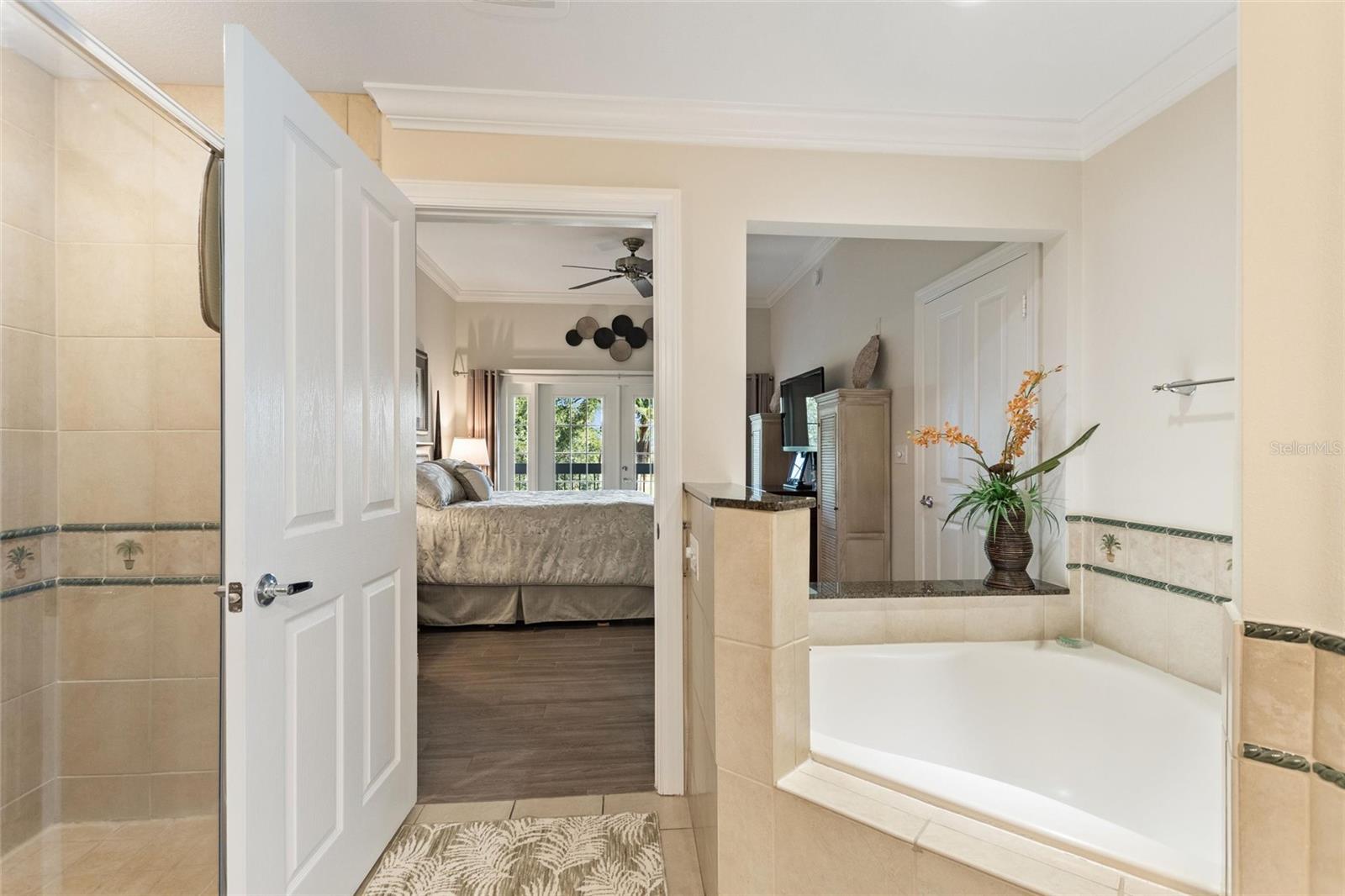 HERITAGE CROSSING CONDO PH 3 - Residential