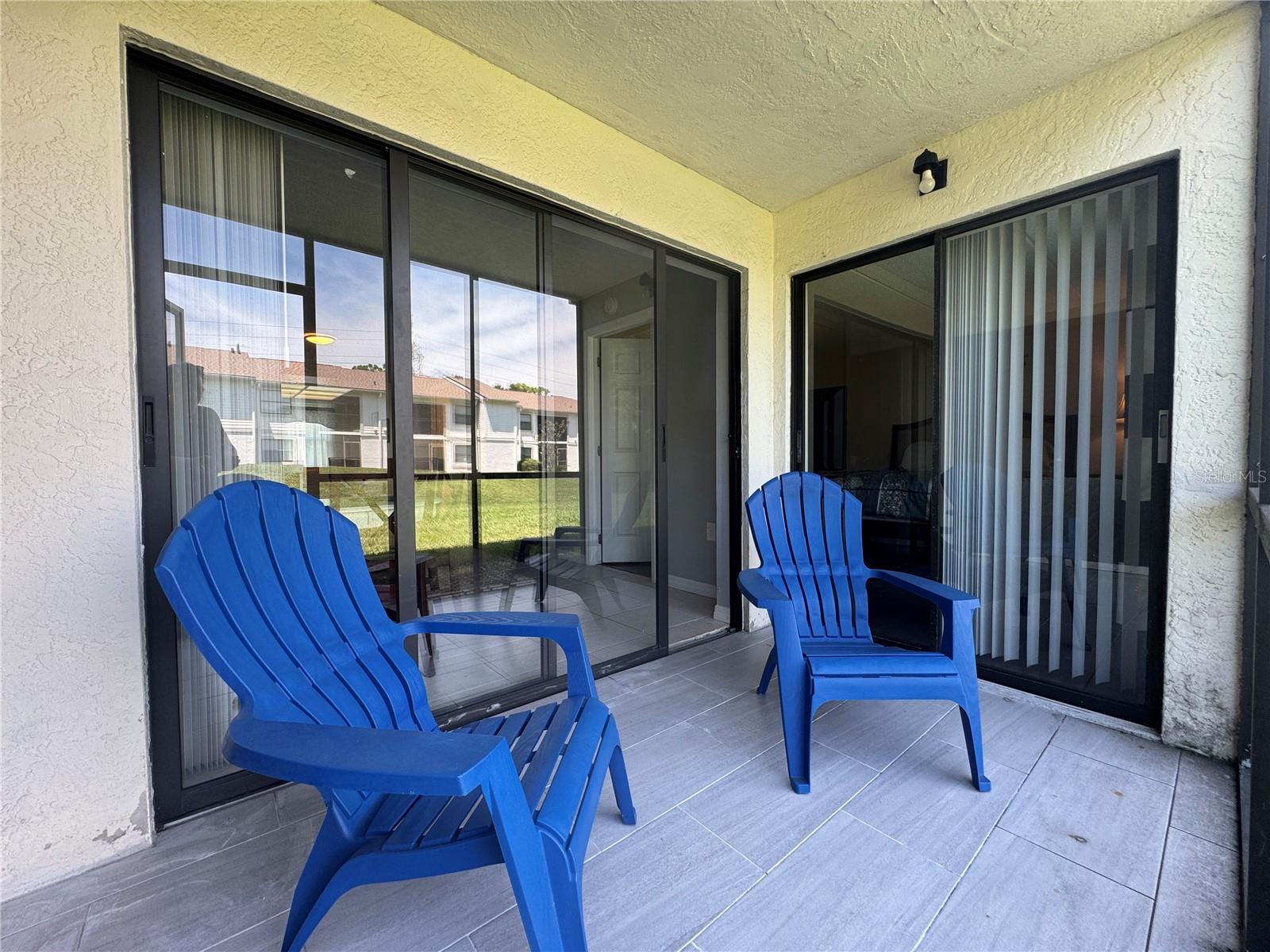 MEADOWS CONDO AT EAST LAKE WOODLANDS - Residential