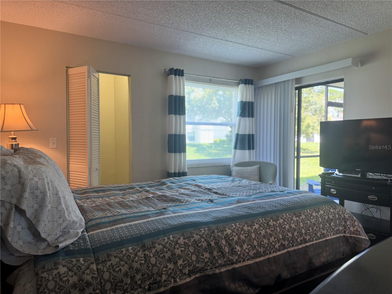 MEADOWS CONDO AT EAST LAKE WOODLANDS - Residential