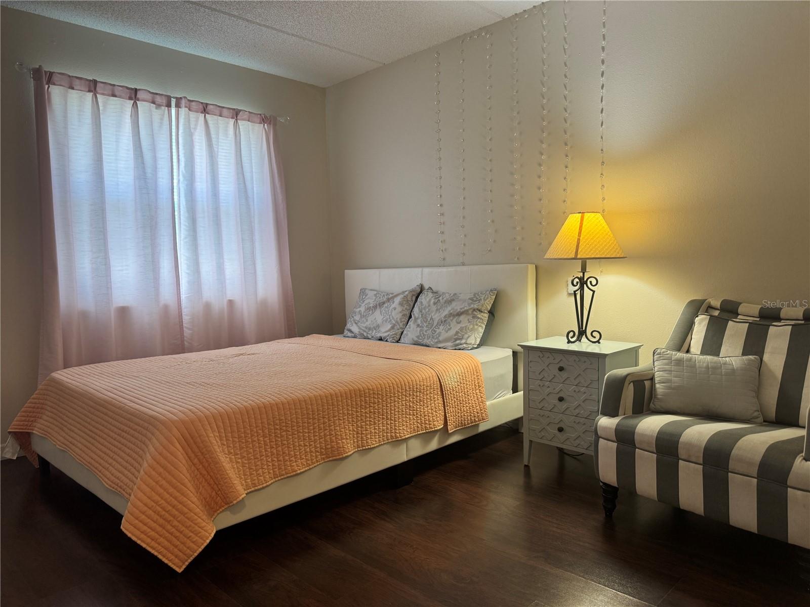 MEADOWS CONDO AT EAST LAKE WOODLANDS - Residential