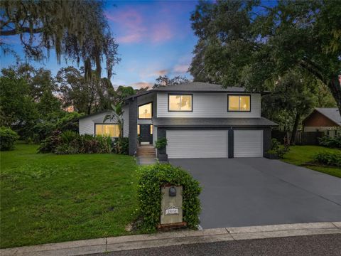 Photo of 2872 Hammock Drive, Plant City, FL 33566 (MLS # TB8419175) Photo of 2872 Hammock Drive, Plant City, FL 33566 (MLS # TB8419175)