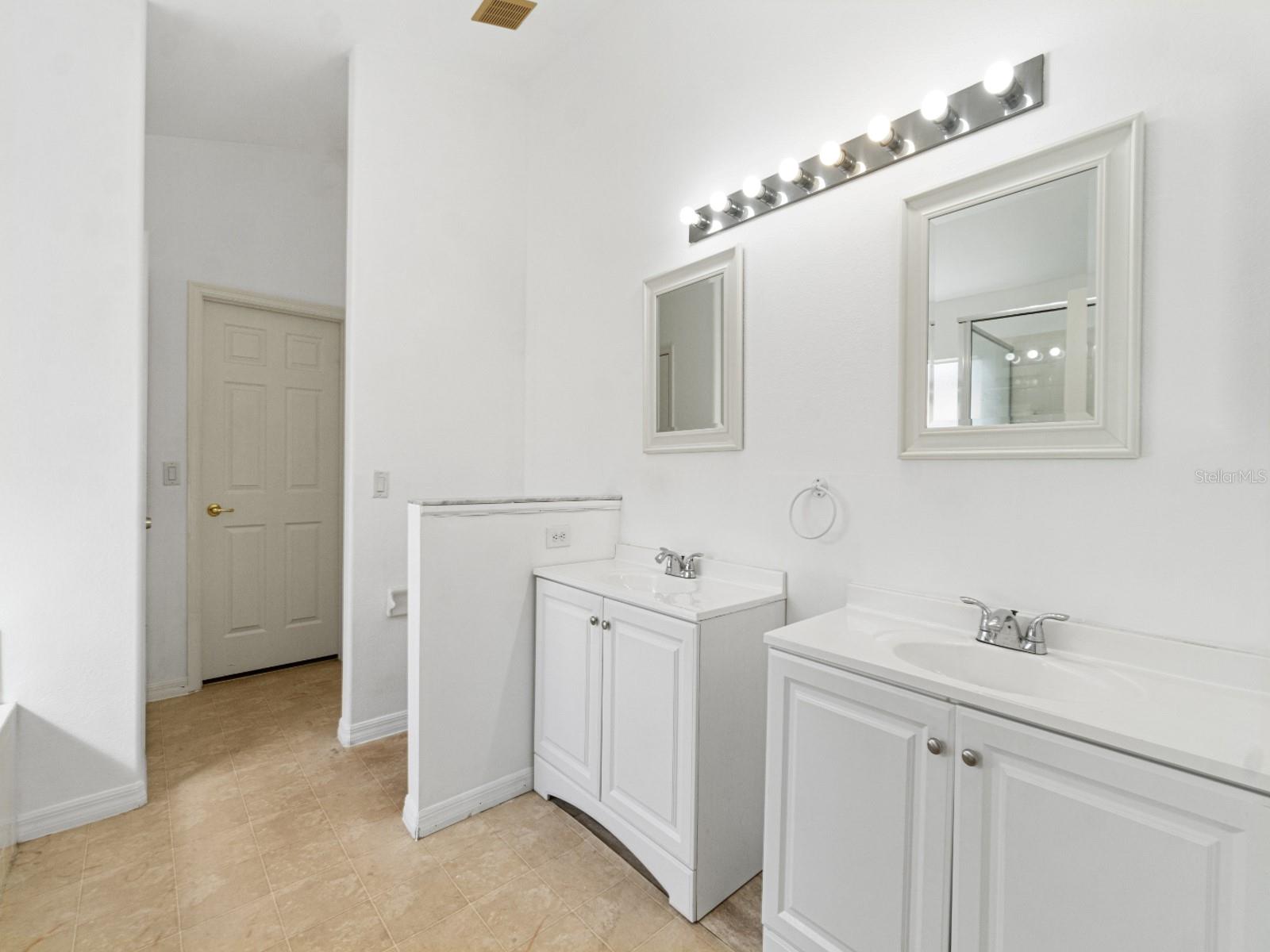 ORANGE TREE PH 1 - Residential