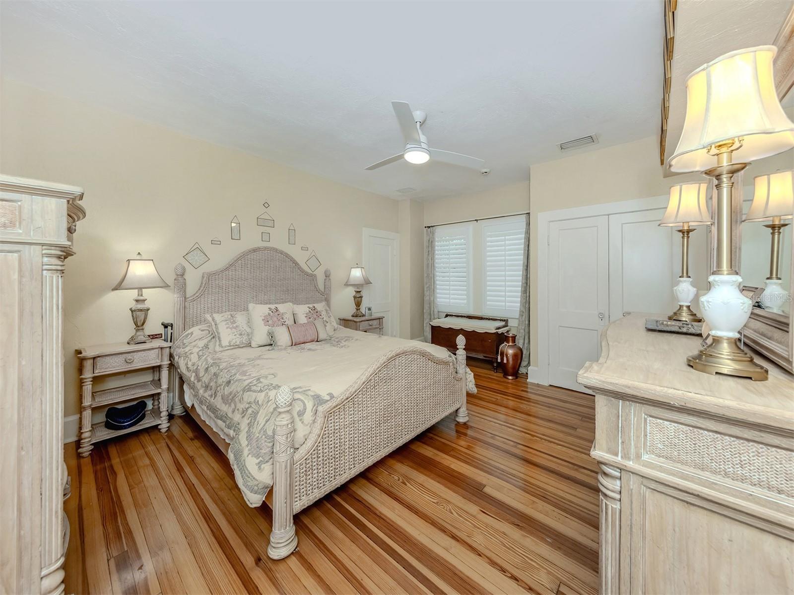 THE VILLAGE AT EAGLE POINT - Residential