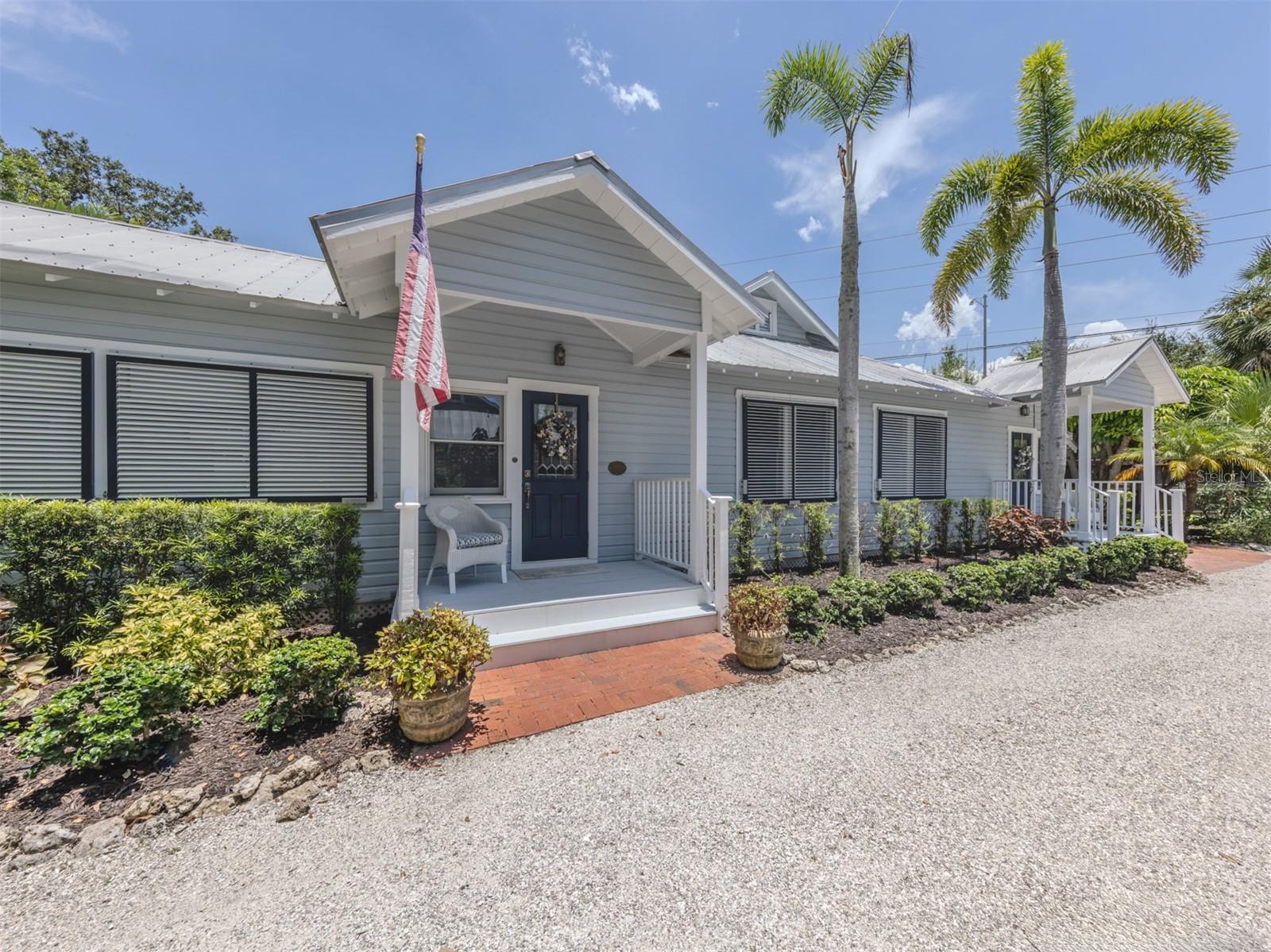 726 EAGLE POINT DRIVE