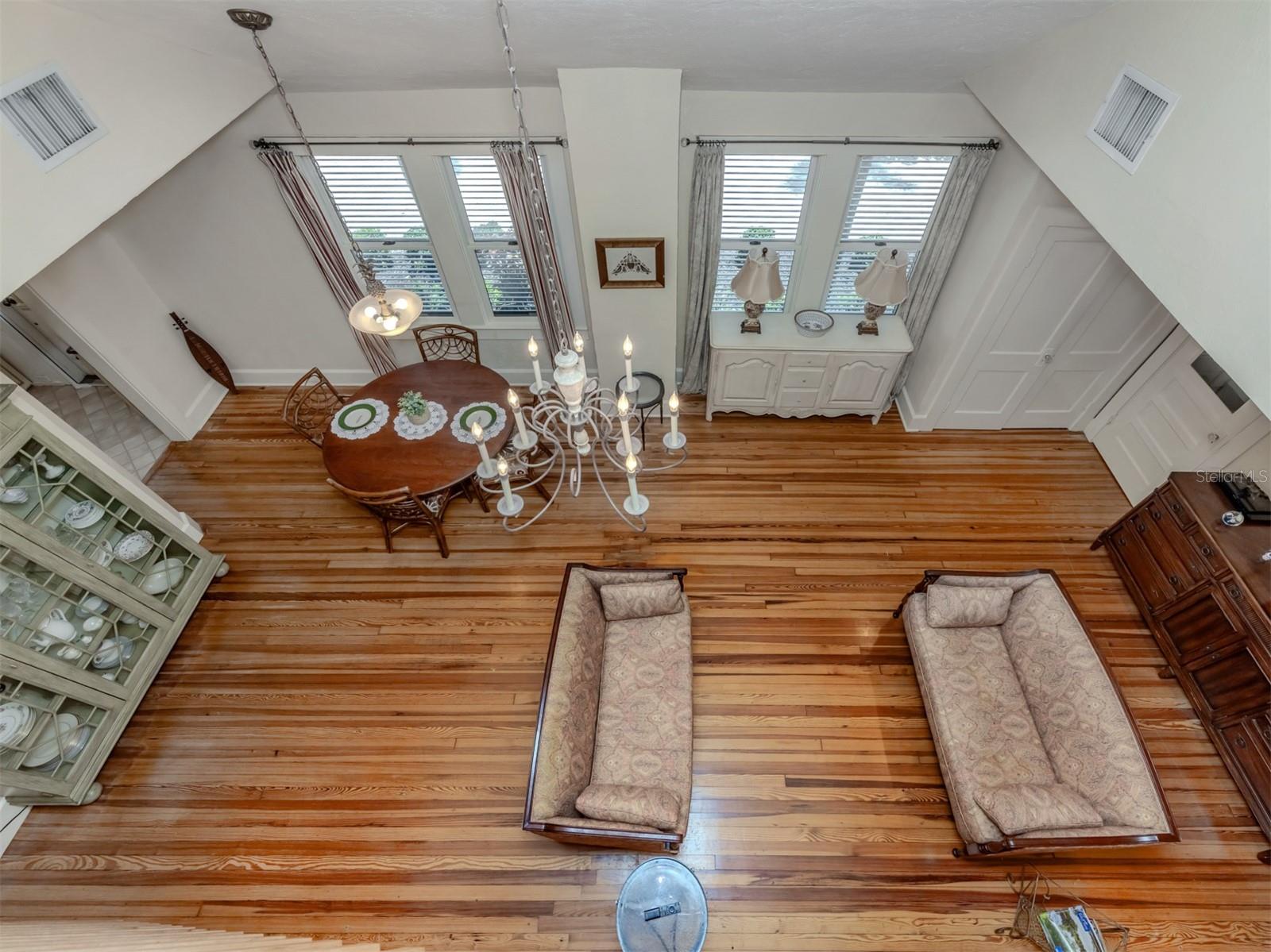 726 EAGLE POINT DRIVE