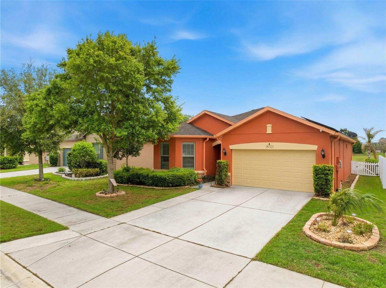 TRILLIUM VILLAGE D - Residential