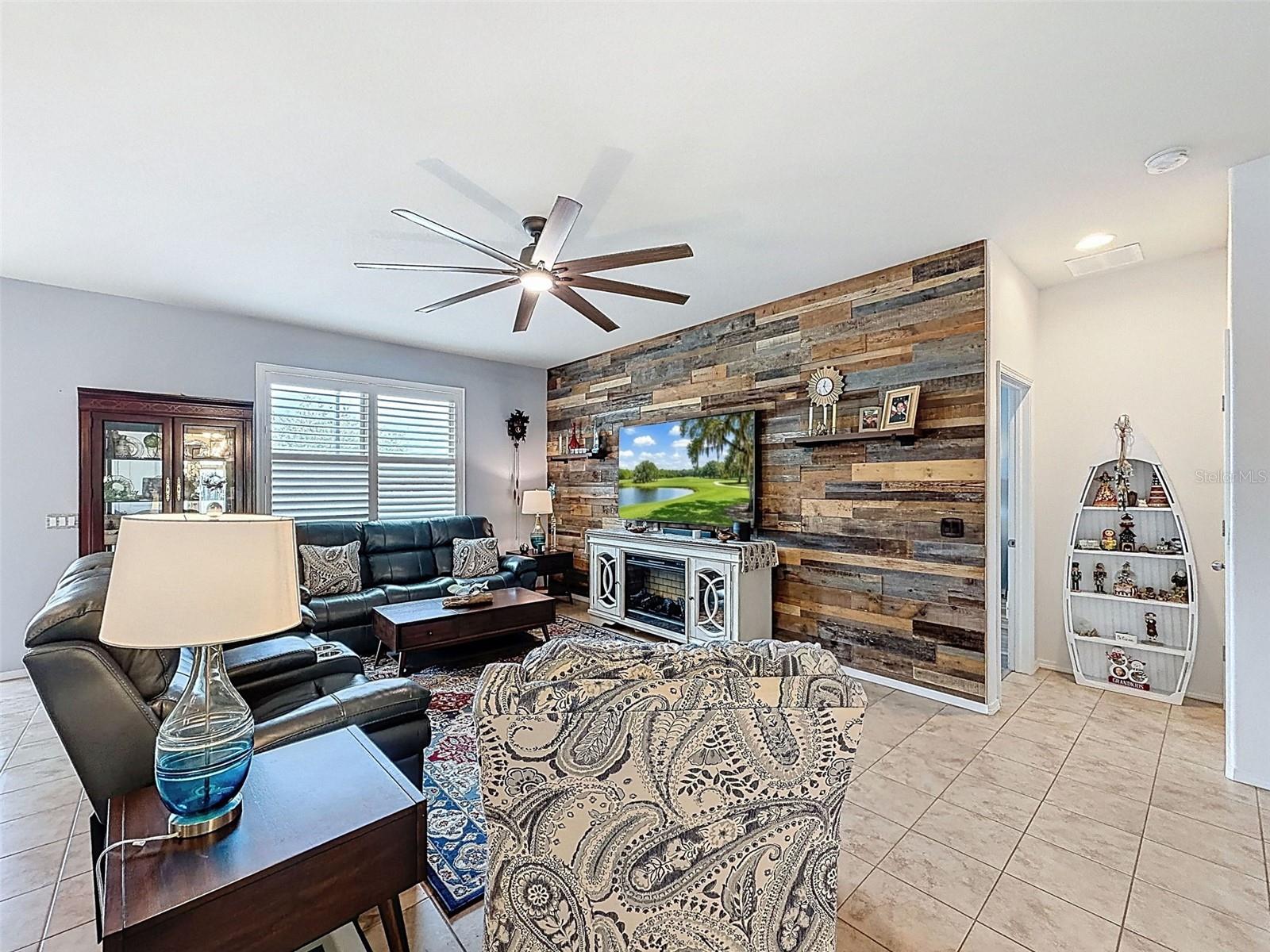 TRILLIUM VILLAGE D - Residential