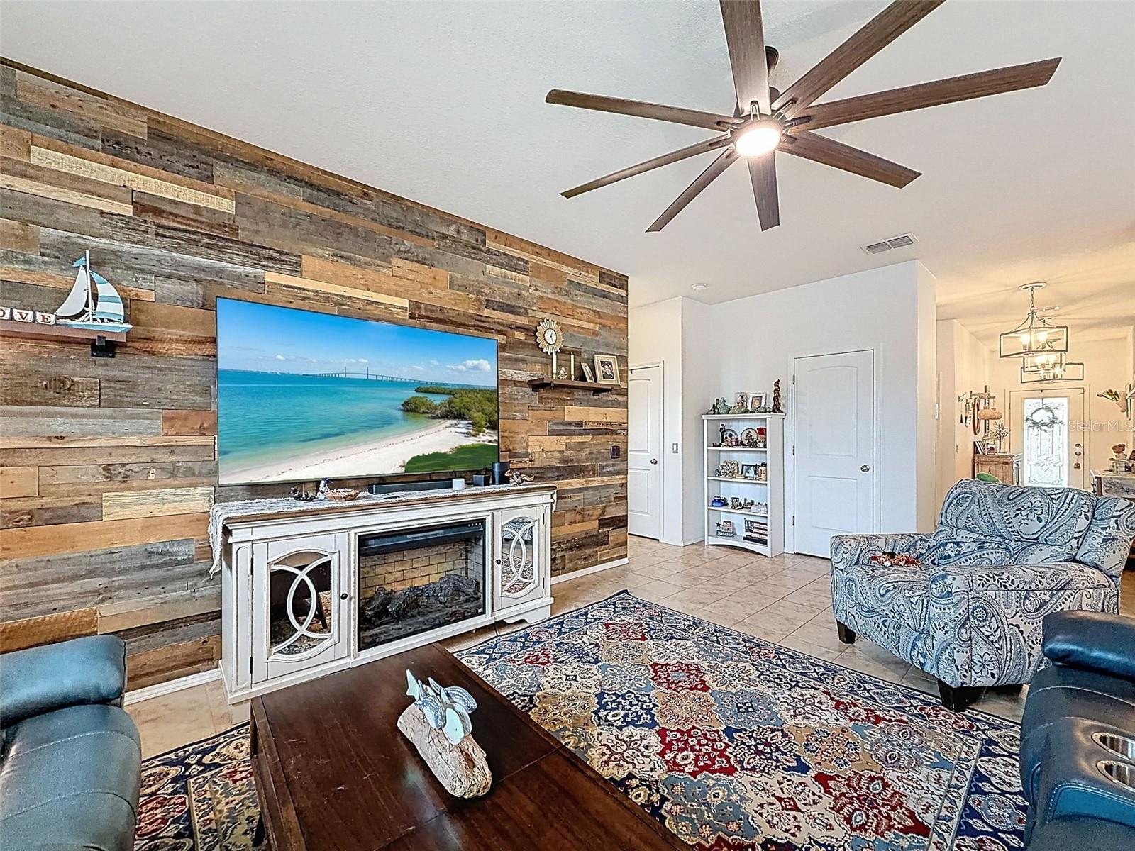 TRILLIUM VILLAGE D - Residential