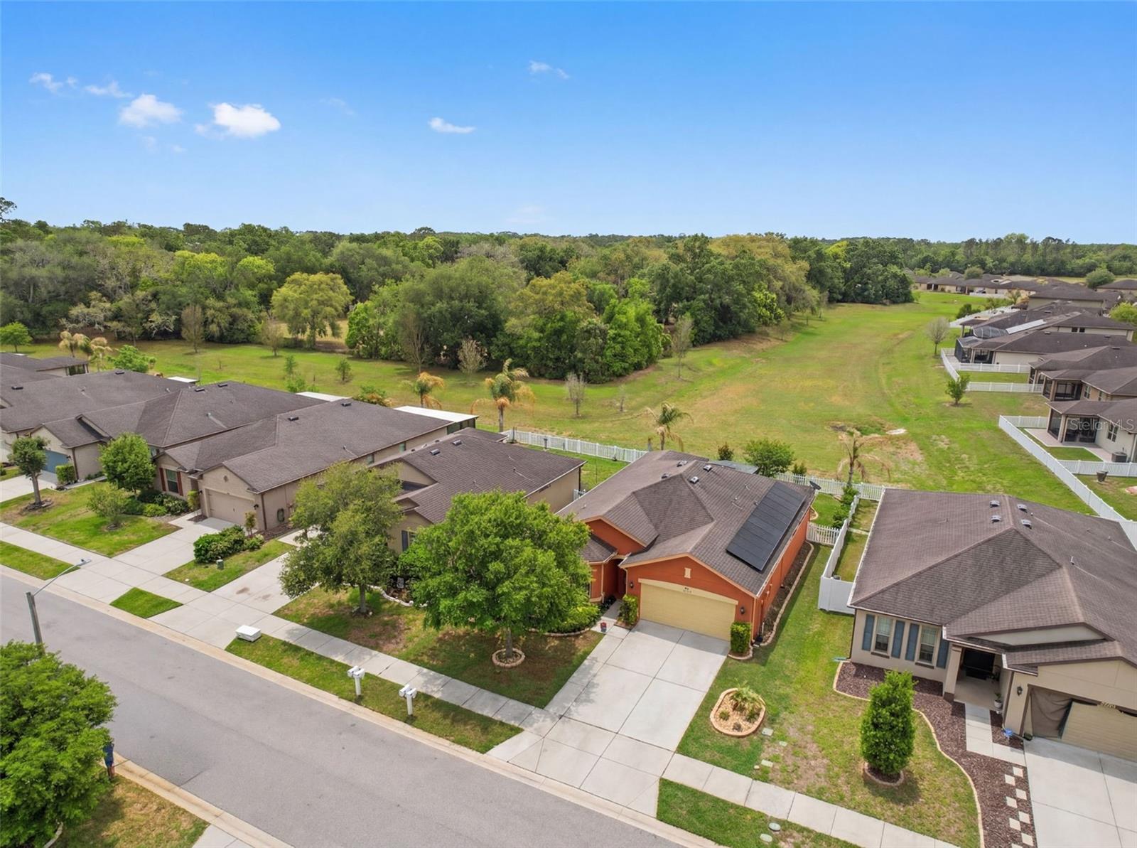 TRILLIUM VILLAGE D - Residential