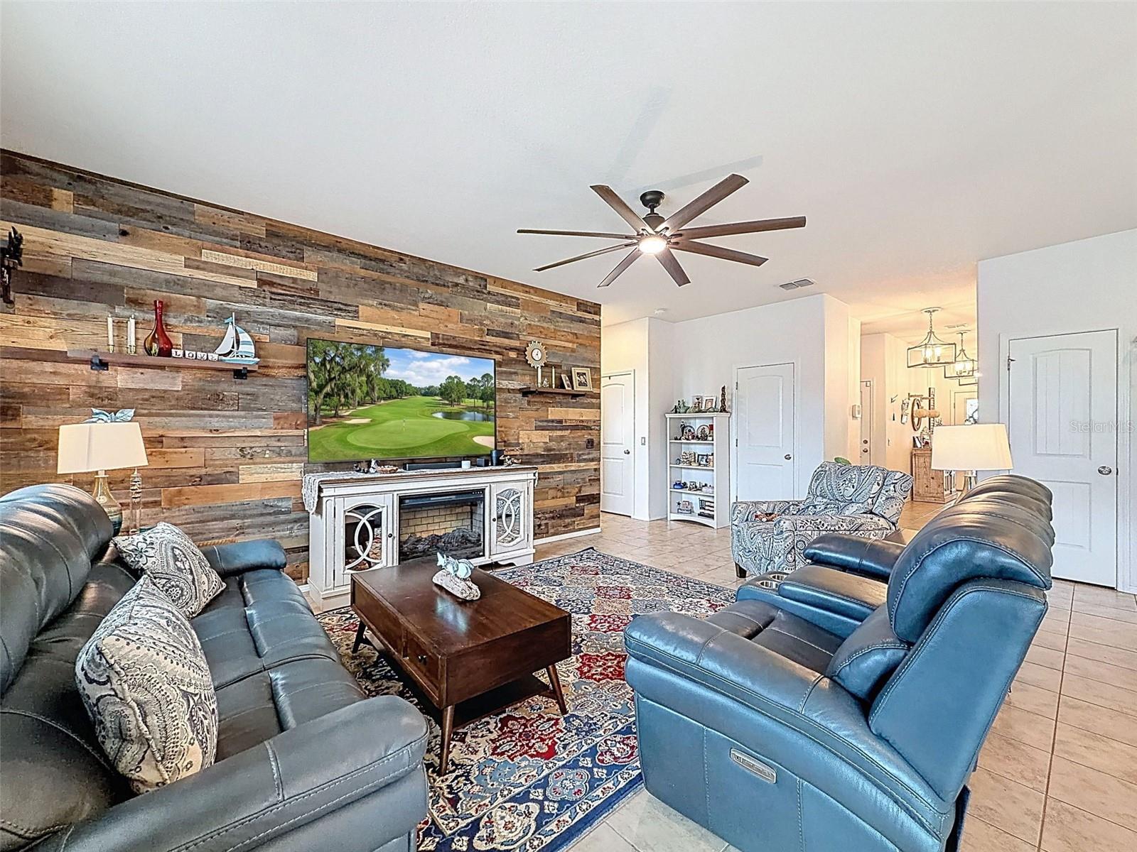 TRILLIUM VILLAGE D - Residential