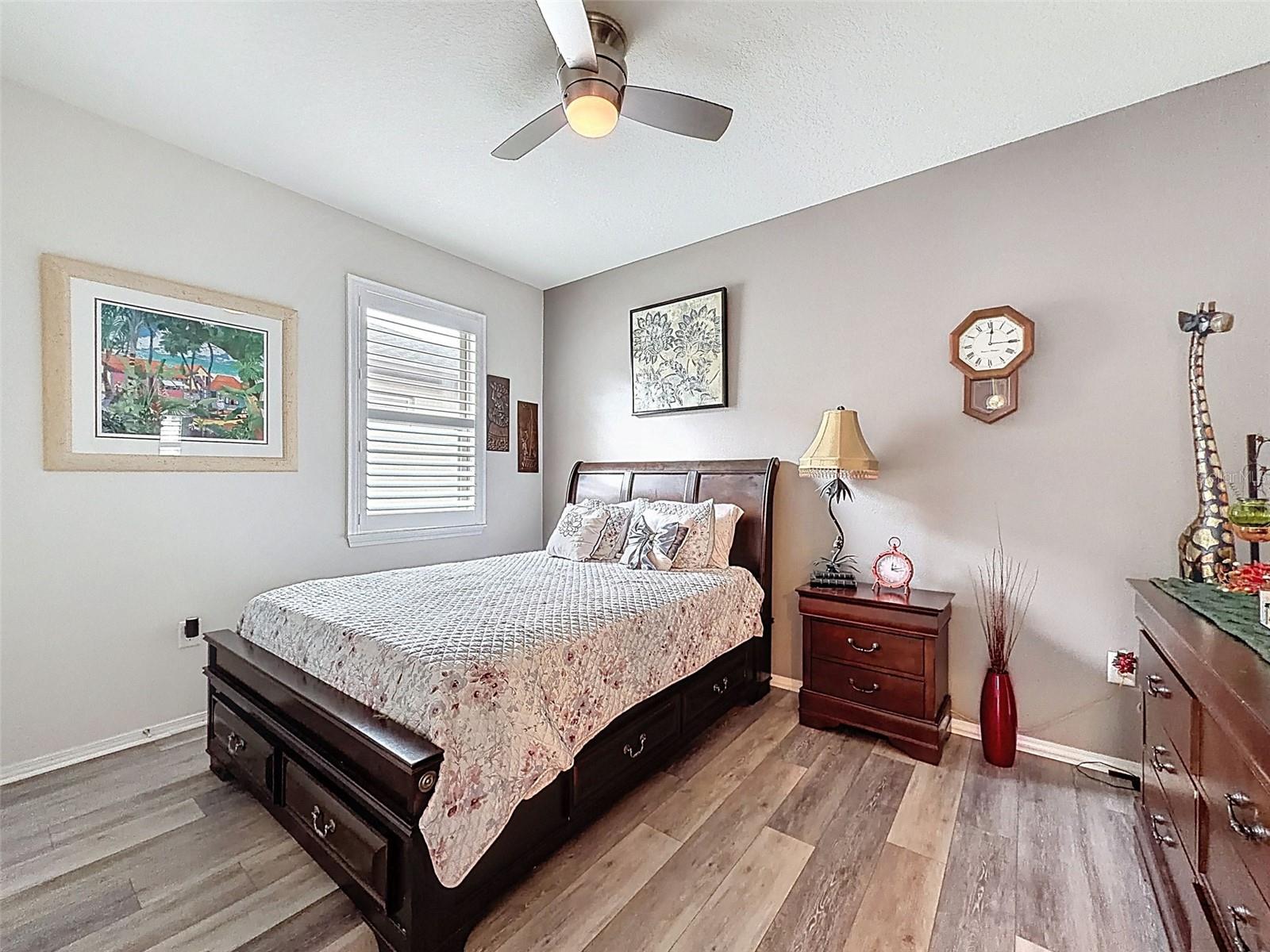 TRILLIUM VILLAGE D - Residential