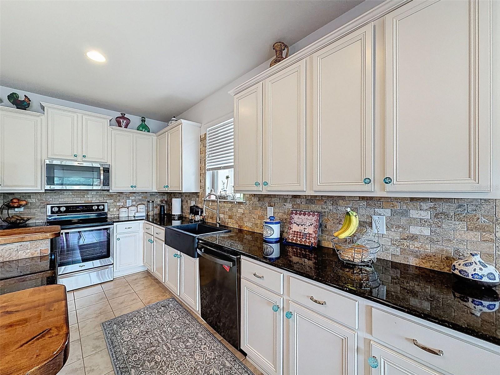 TRILLIUM VILLAGE D - Residential