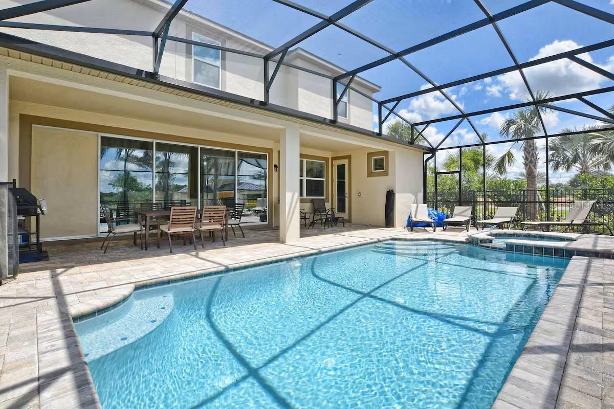 SOLARA RESORT - Residential