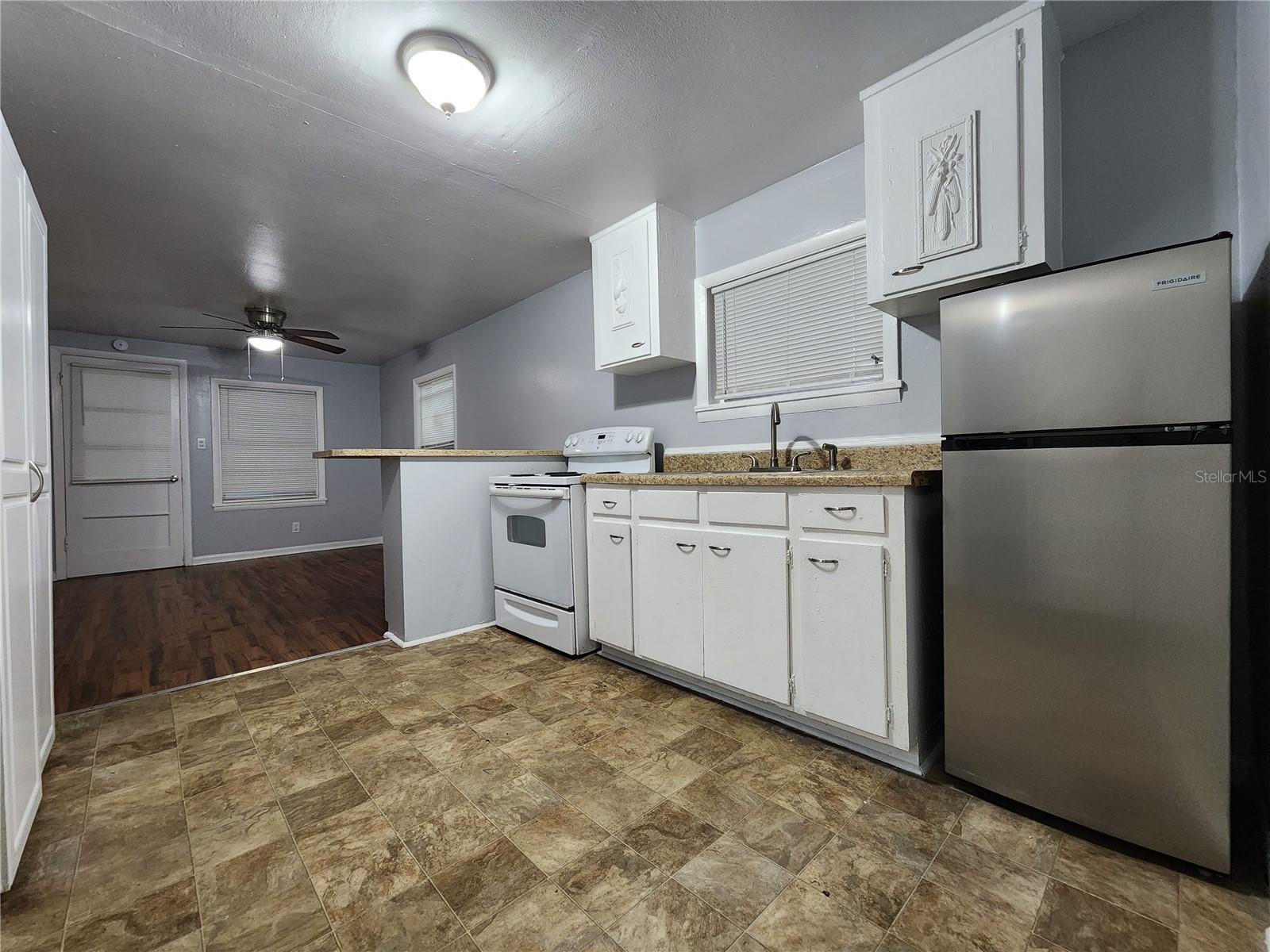 NEW GAINESVILLE REP - Residential Lease