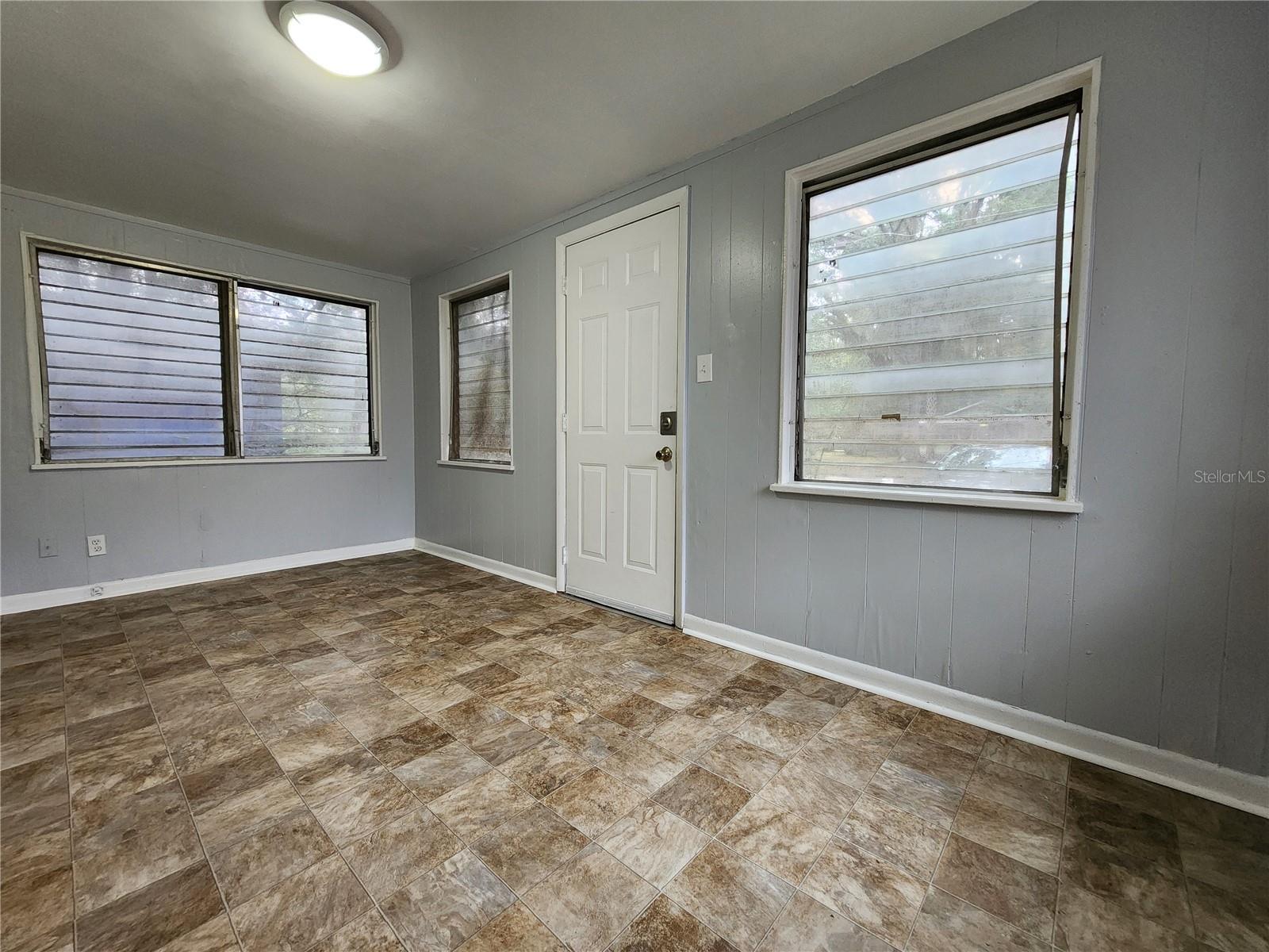 NEW GAINESVILLE REP - Residential Lease