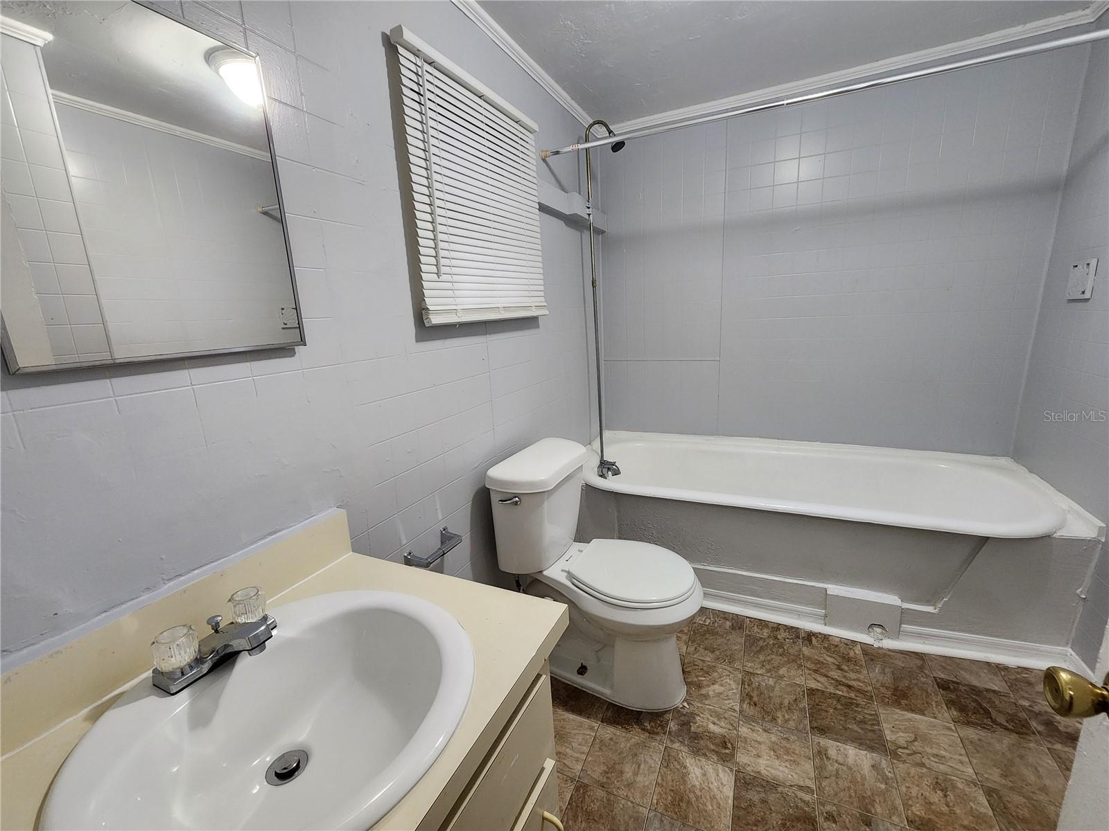 NEW GAINESVILLE REP - Residential Lease