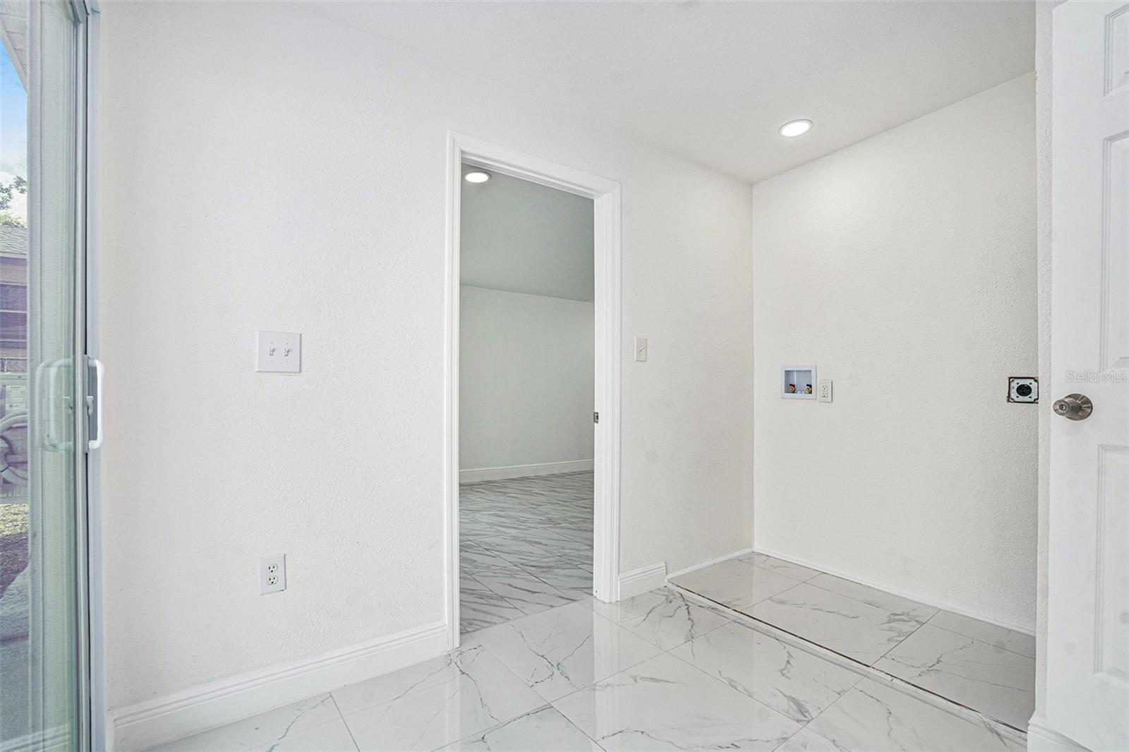 TAMPAS NORTH SIDE COUNTRY CLU - Residential