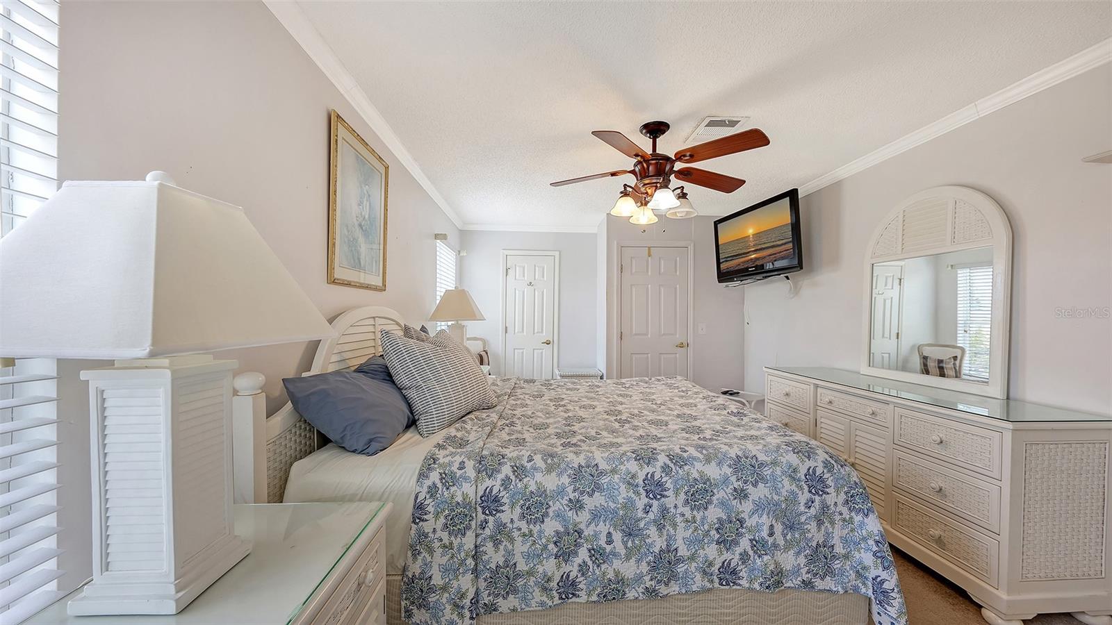 VENICE BAY TRAILER PARK - Residential