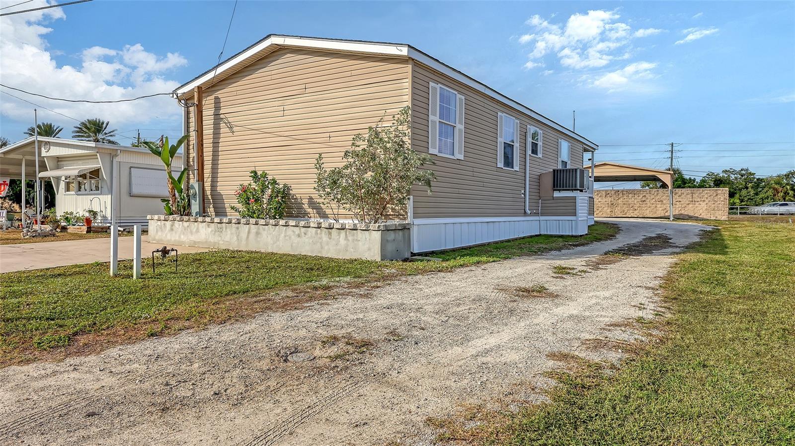 VENICE BAY TRAILER PARK - Residential