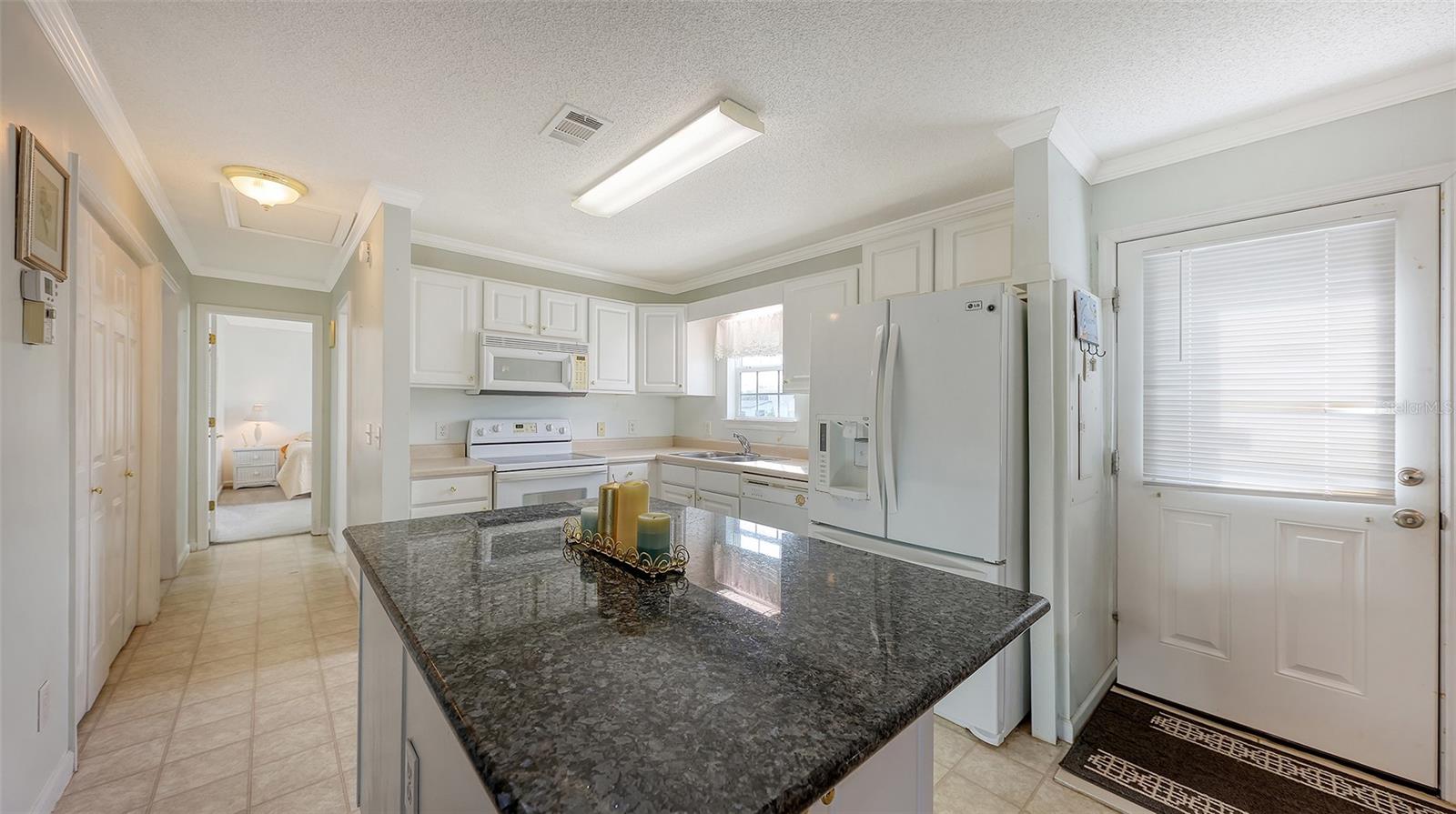 VENICE BAY TRAILER PARK - Residential