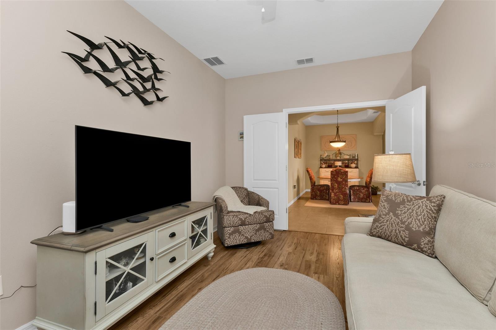 KINGS GATE PH 05 - Residential
