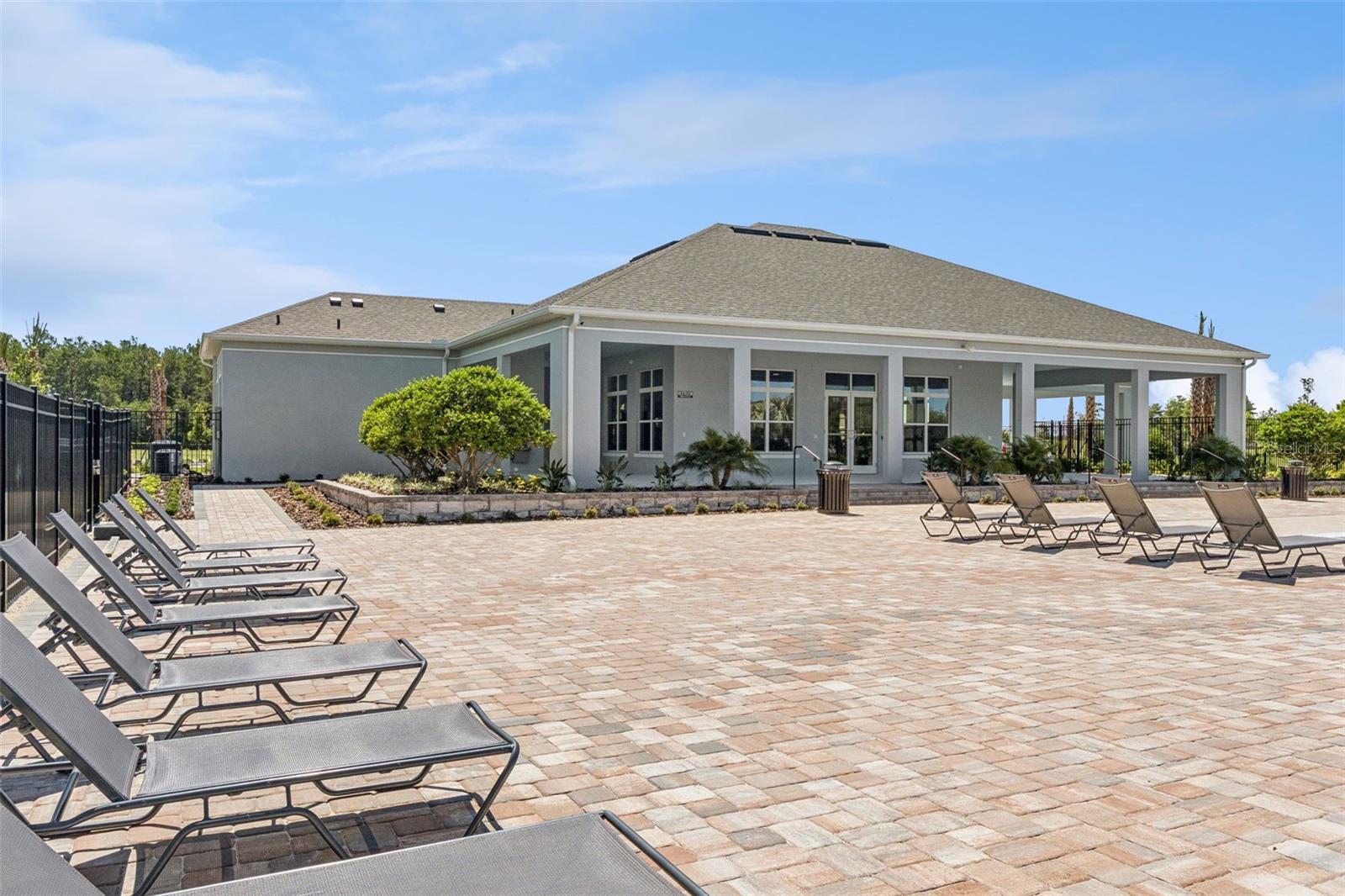 FOUNTAIN VIEW - Residential