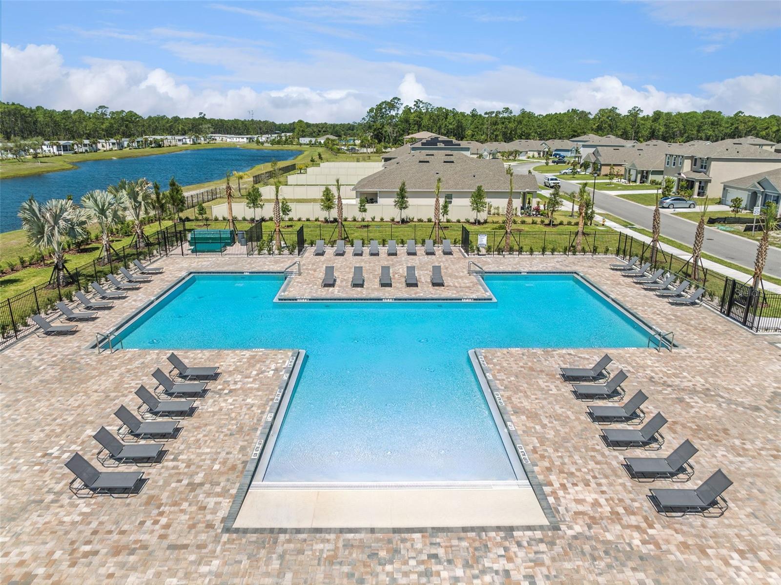 FOUNTAIN VIEW - Residential