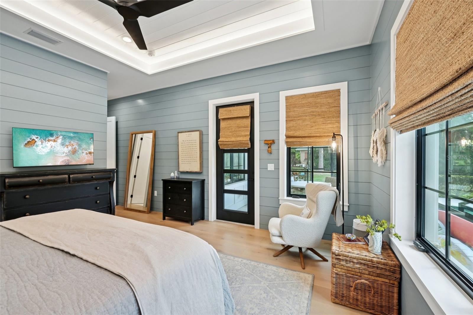 RIVER HARBOR WEST - Residential