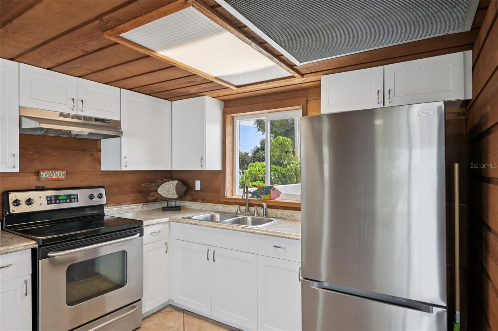 RIVER HARBOR WEST - Residential