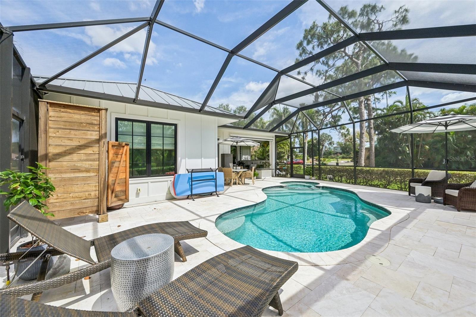 RIVER HARBOR WEST - Residential