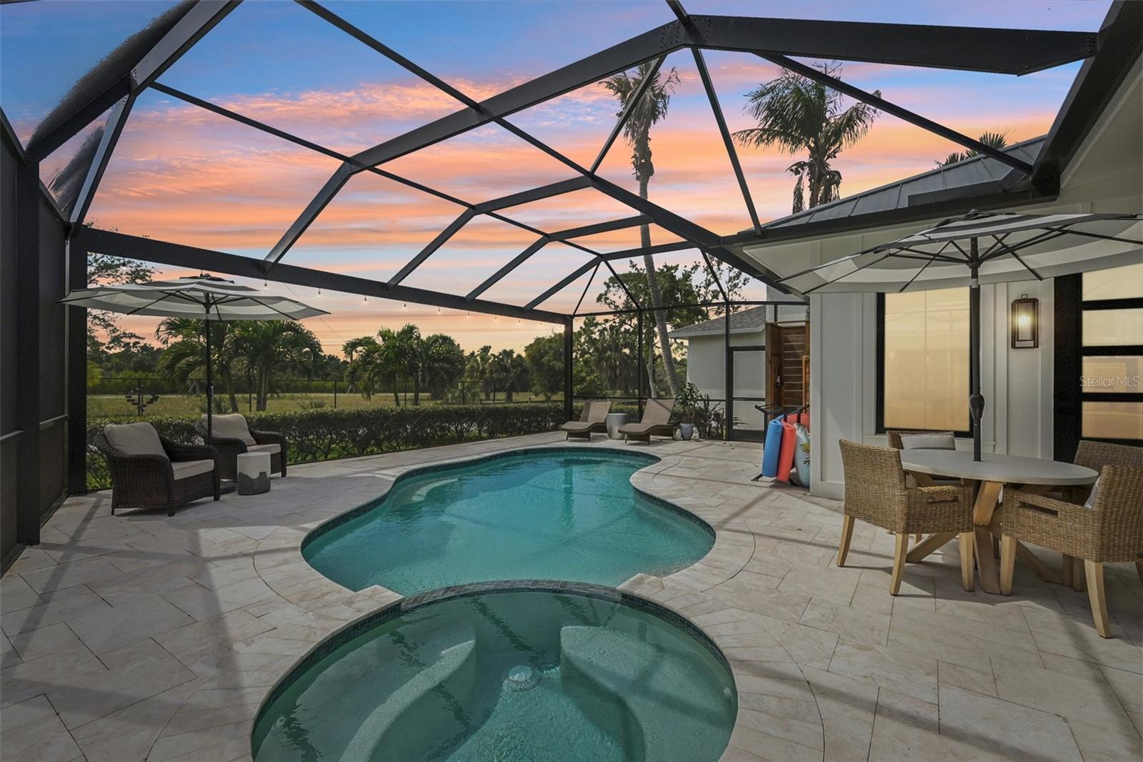 RIVER HARBOR WEST - Residential