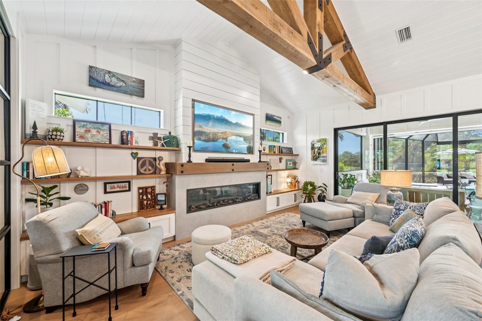 RIVER HARBOR WEST - Residential