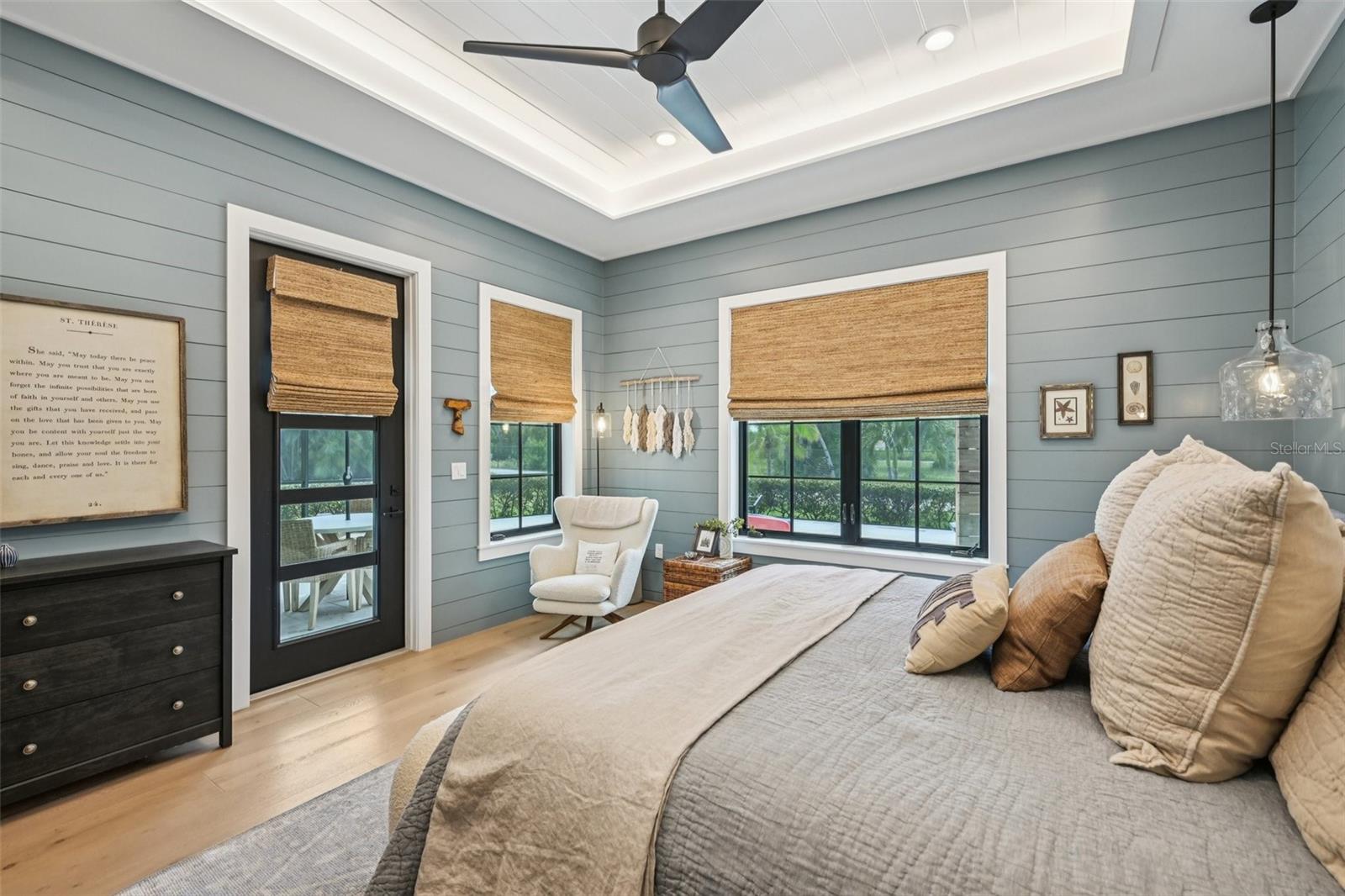 RIVER HARBOR WEST - Residential