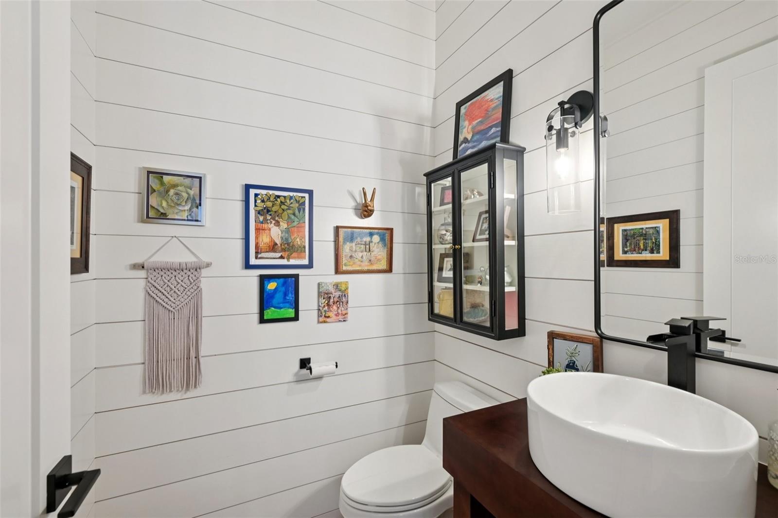 RIVER HARBOR WEST - Residential