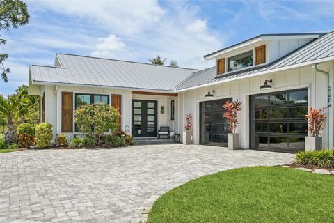 2204 89TH STREET NW BRADENTON FL 34209