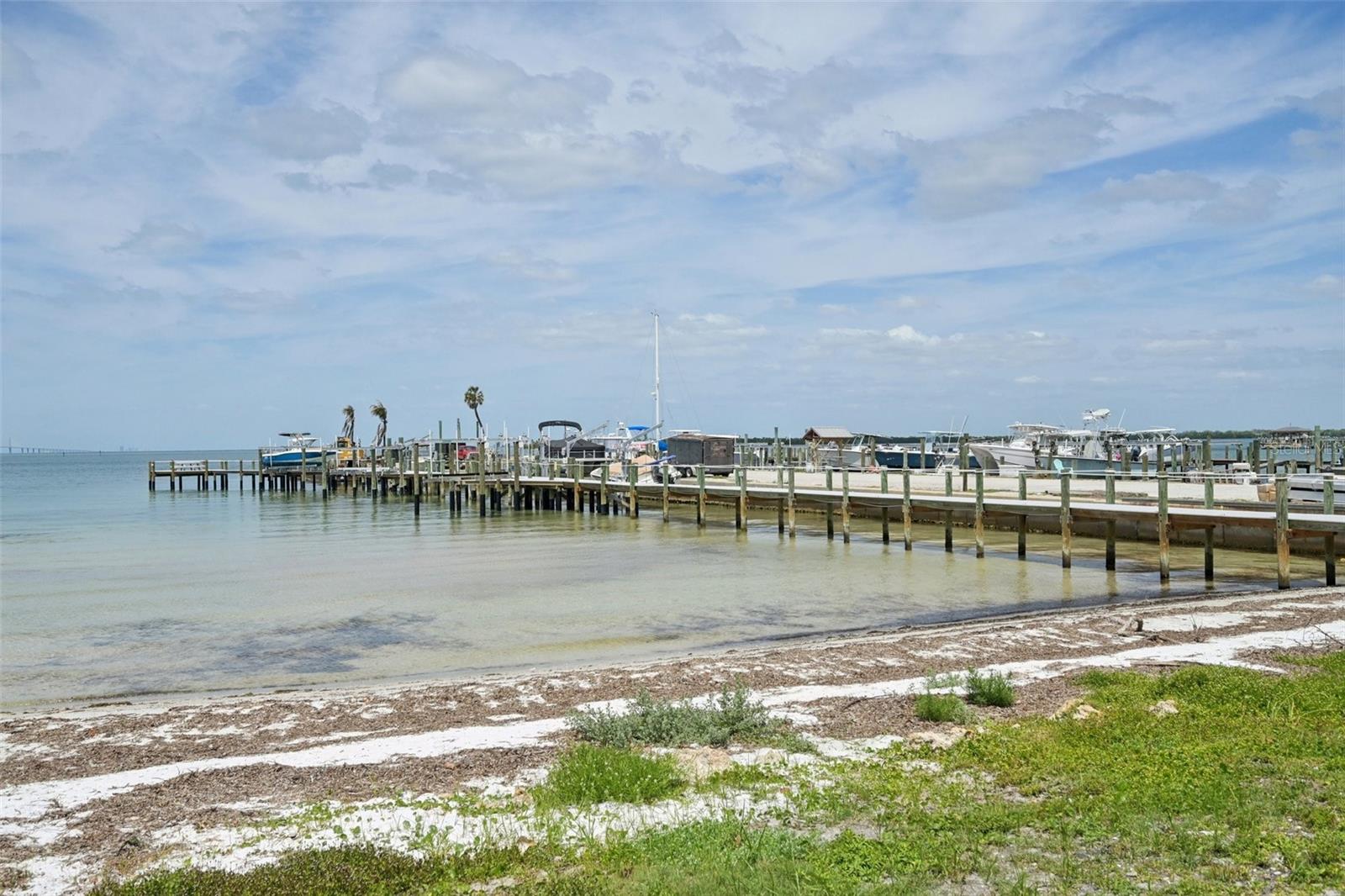 RIVER HARBOR WEST - Residential