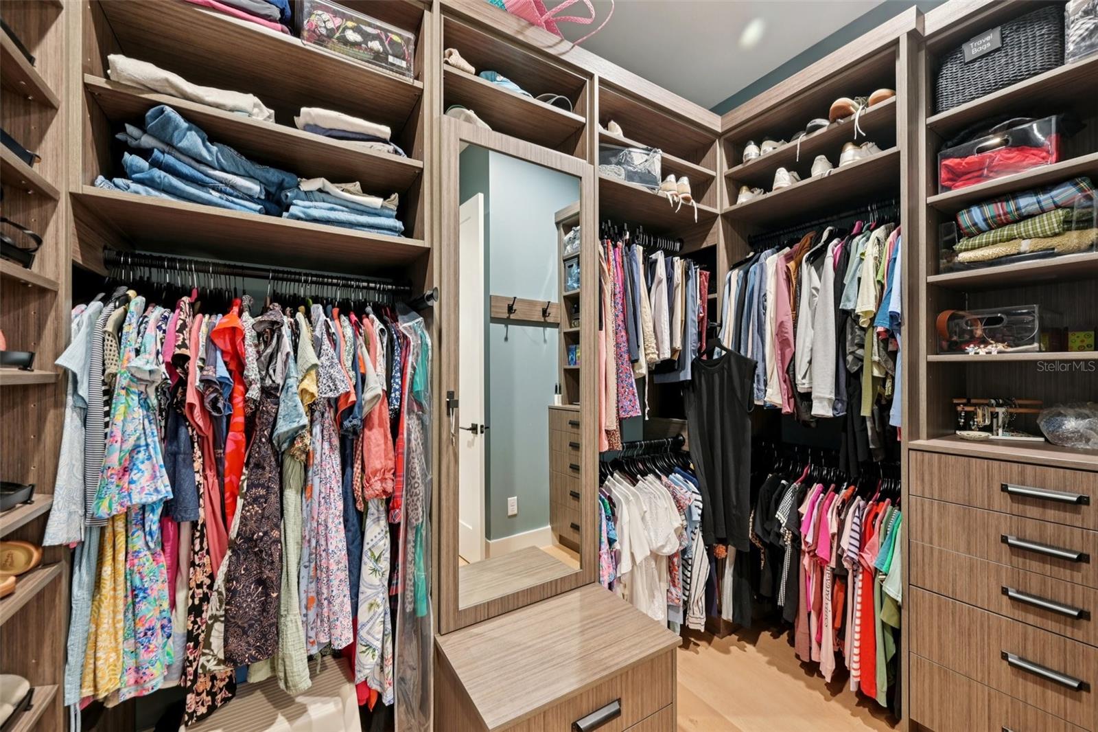 RIVER HARBOR WEST - Residential