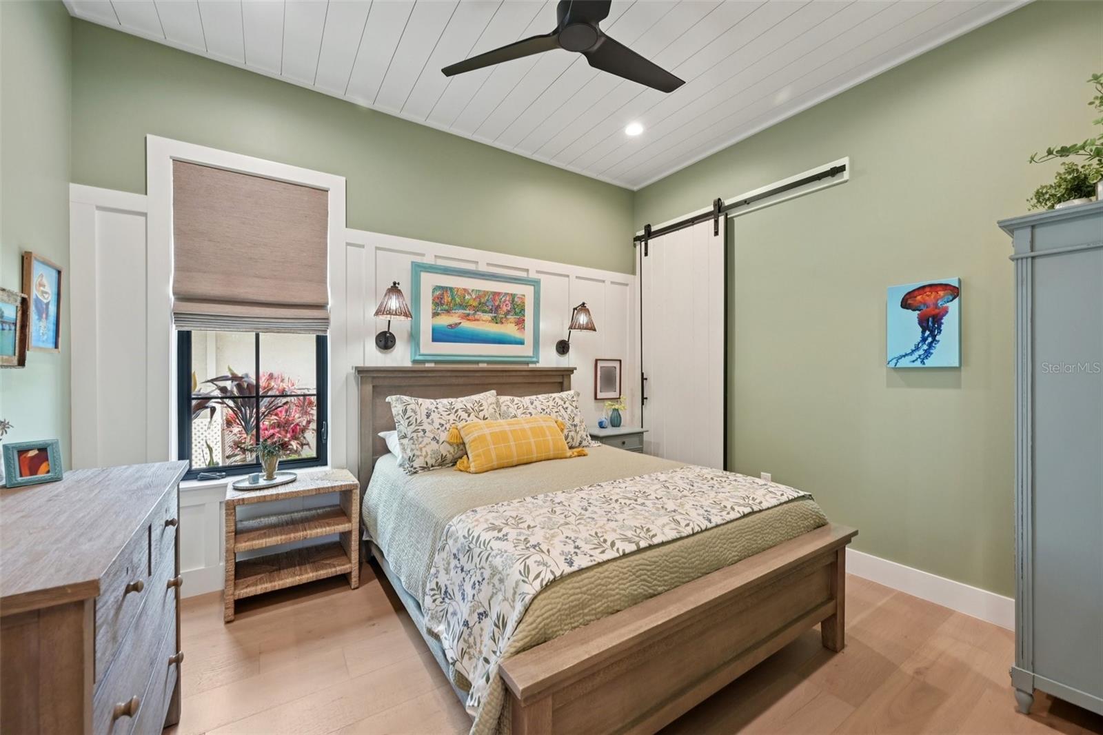 RIVER HARBOR WEST - Residential