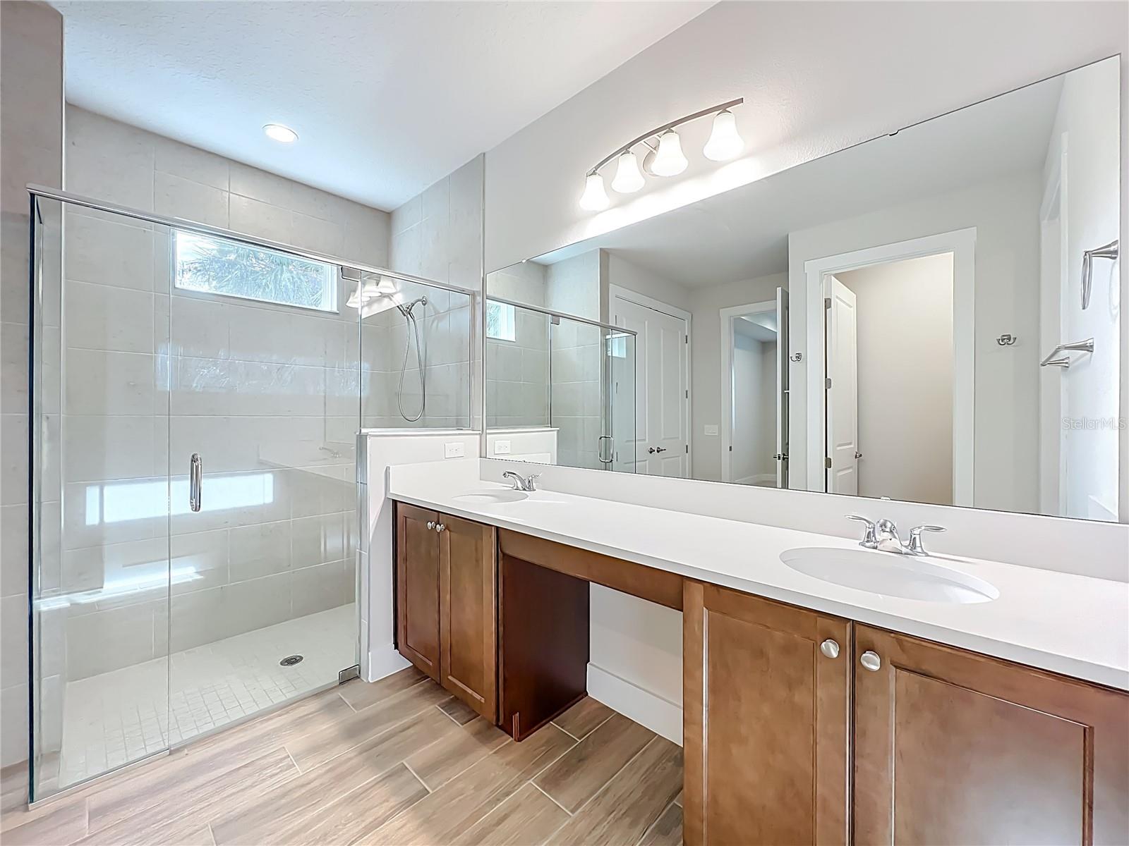 RIVERSIDE OAKS PH 1 - Residential