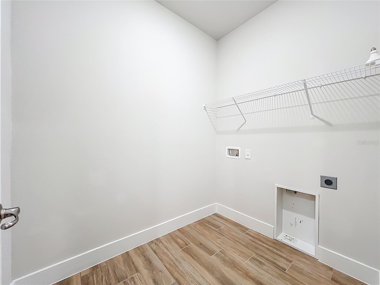 RIVERSIDE OAKS PH 1 - Residential