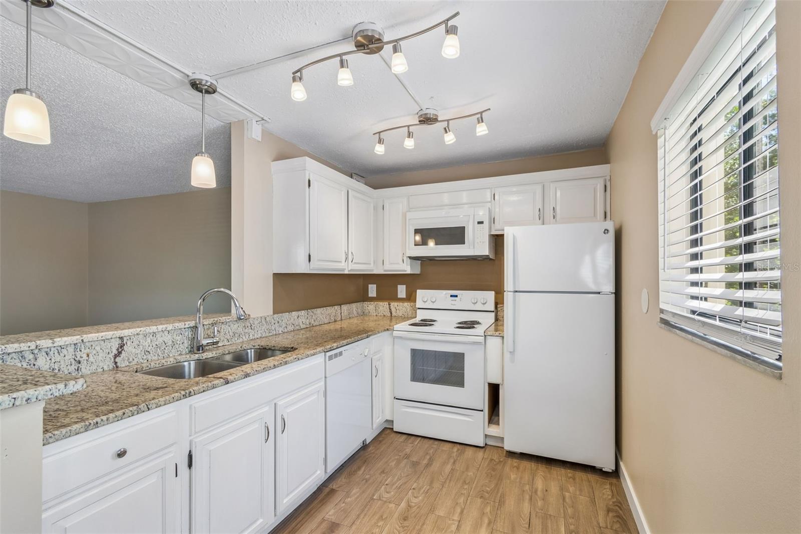 FOX CHASE WEST CONDO - Residential