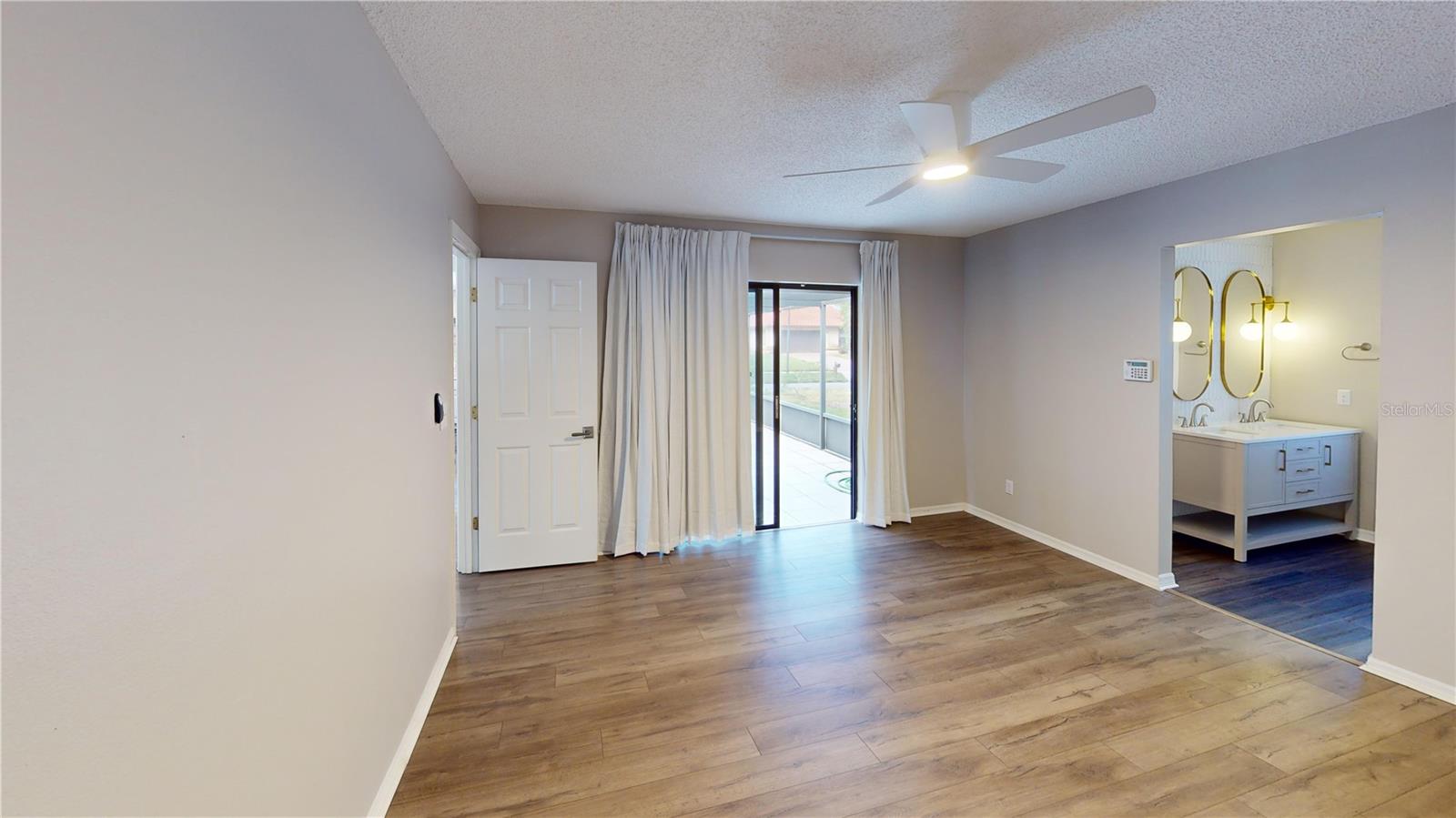 GRANADA VILLAS PH 01 - Residential